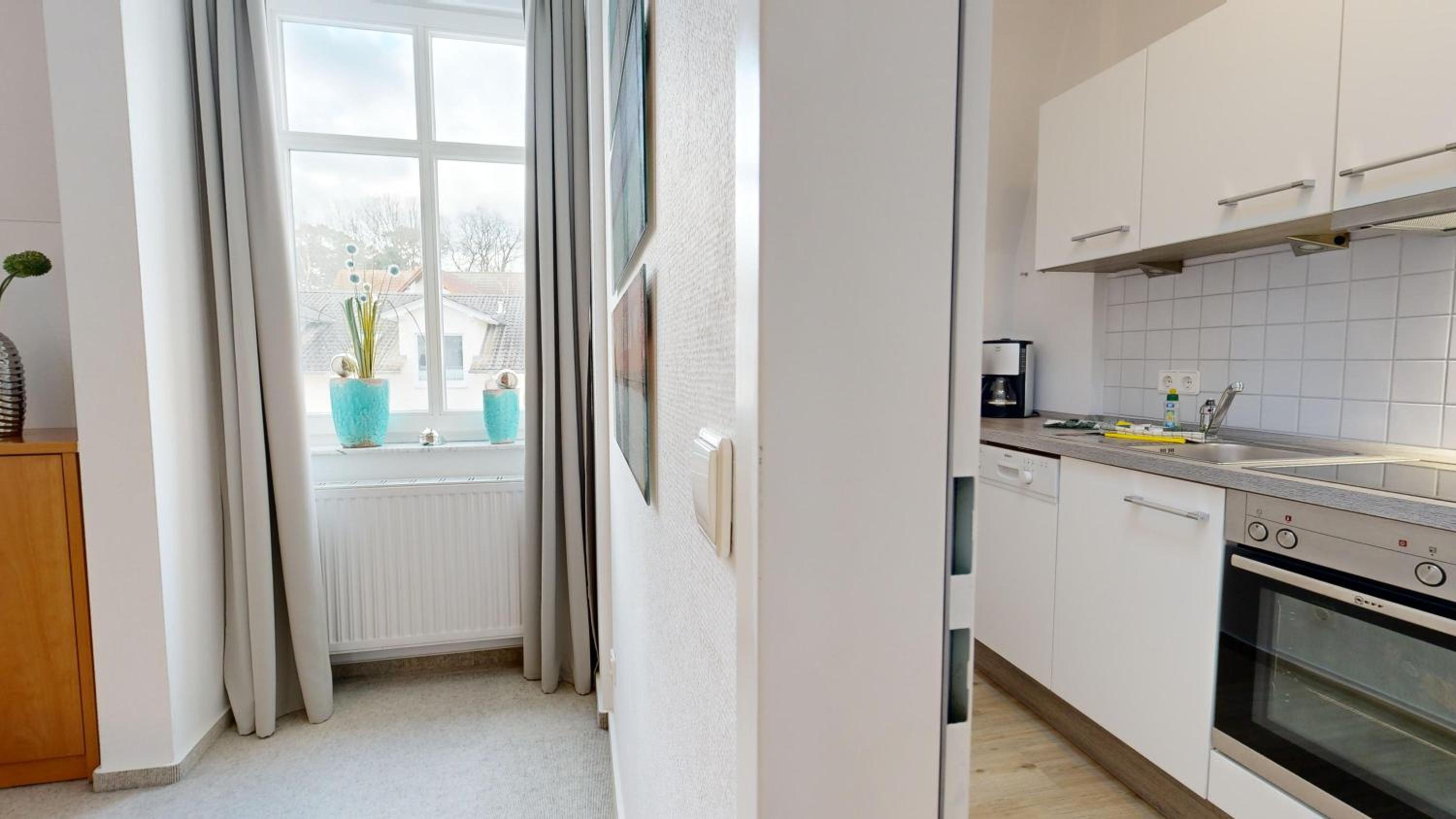 strandnahe FeWo mit Schwimmbad im Haus, Liebeskind 80, Binz