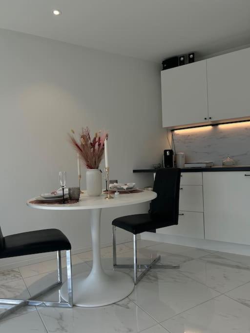 Modern Studio with Lake View near Zurich