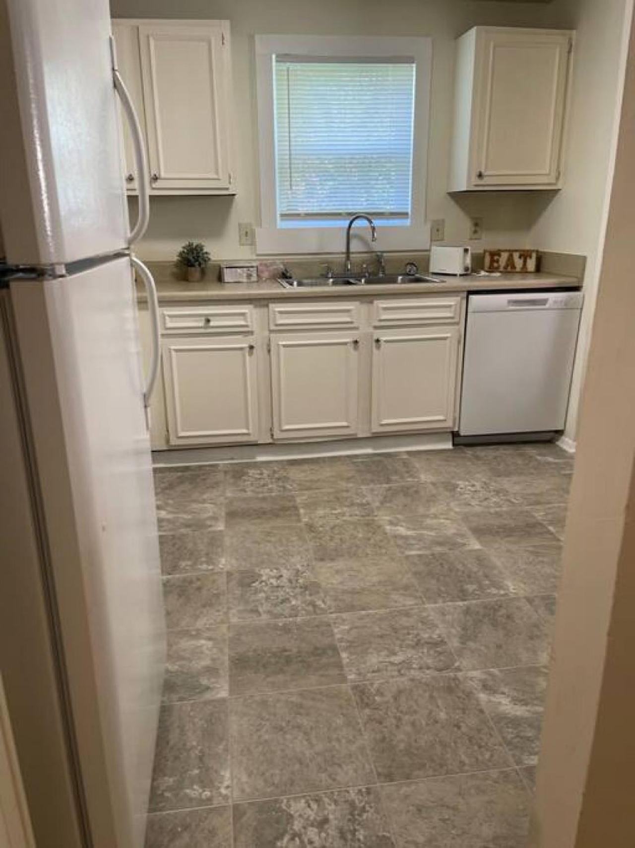 Charlotte Vacations - Escape to Tranquility in our Spacious 4-Bedroom Retreat - Property Image 21