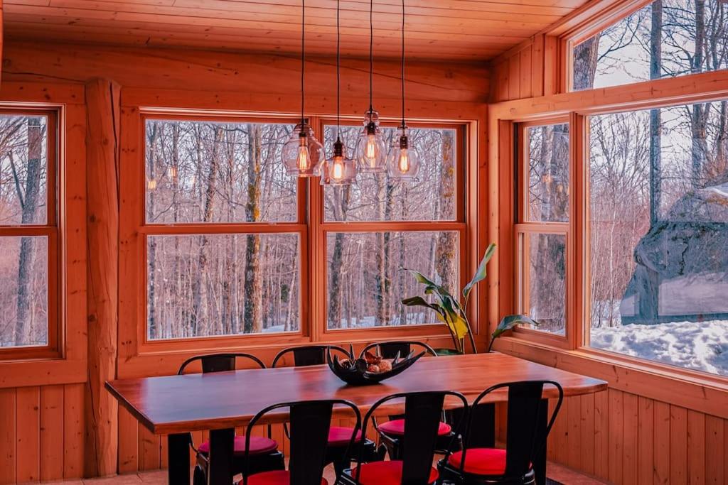 Private Hot Tub Sauna Indoor Pool Nyctale Fiddler Lake