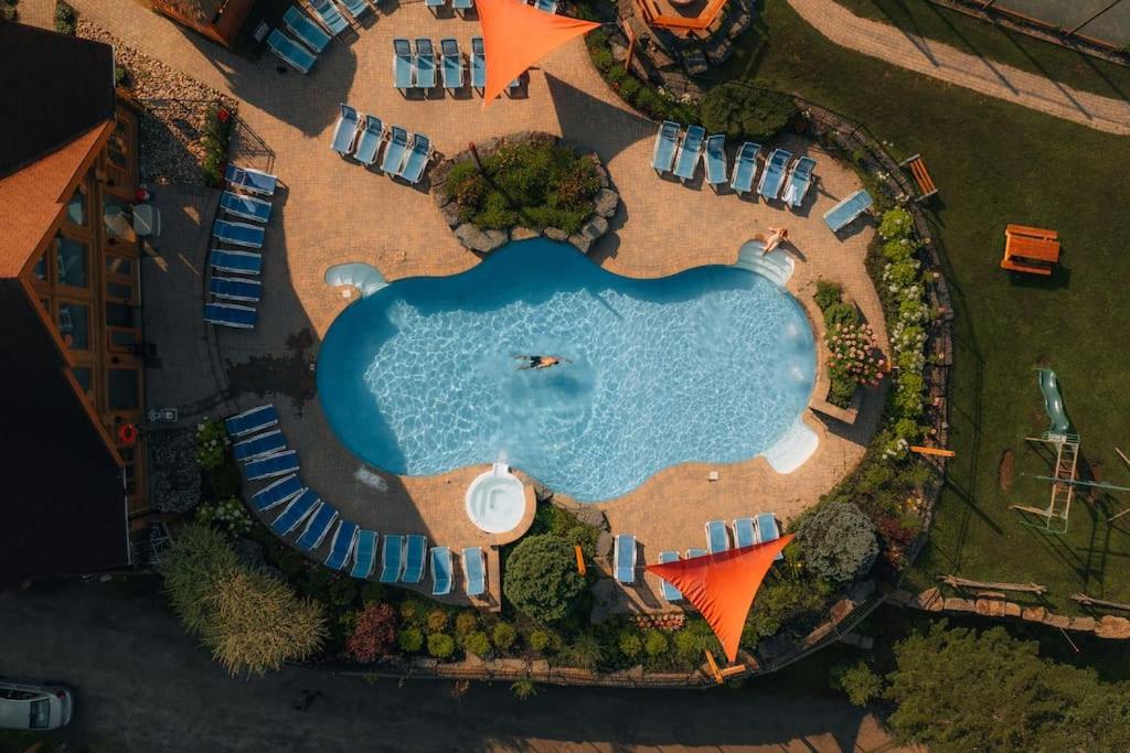 Private Hot Tub Sauna Indoor Pool Nyctale Fiddler Lake