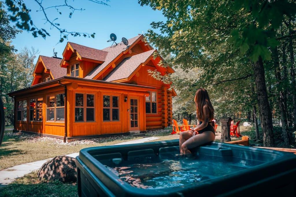 Private Hot Tub Sauna Indoor Pool Nyctale Fiddler Lake