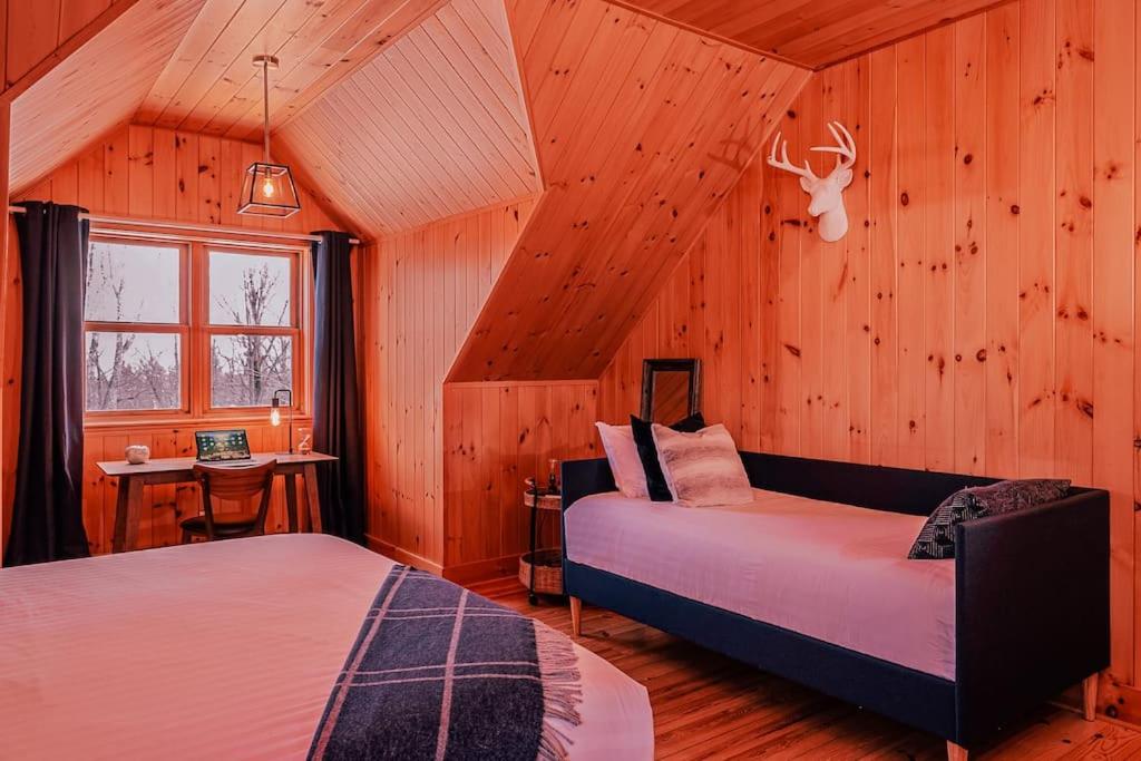 Private Hot Tub Sauna Indoor Pool Nyctale Fiddler Lake