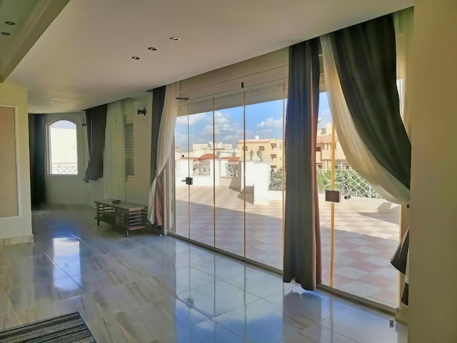 Luxurious Roof Top Apartment, Hanna's Home