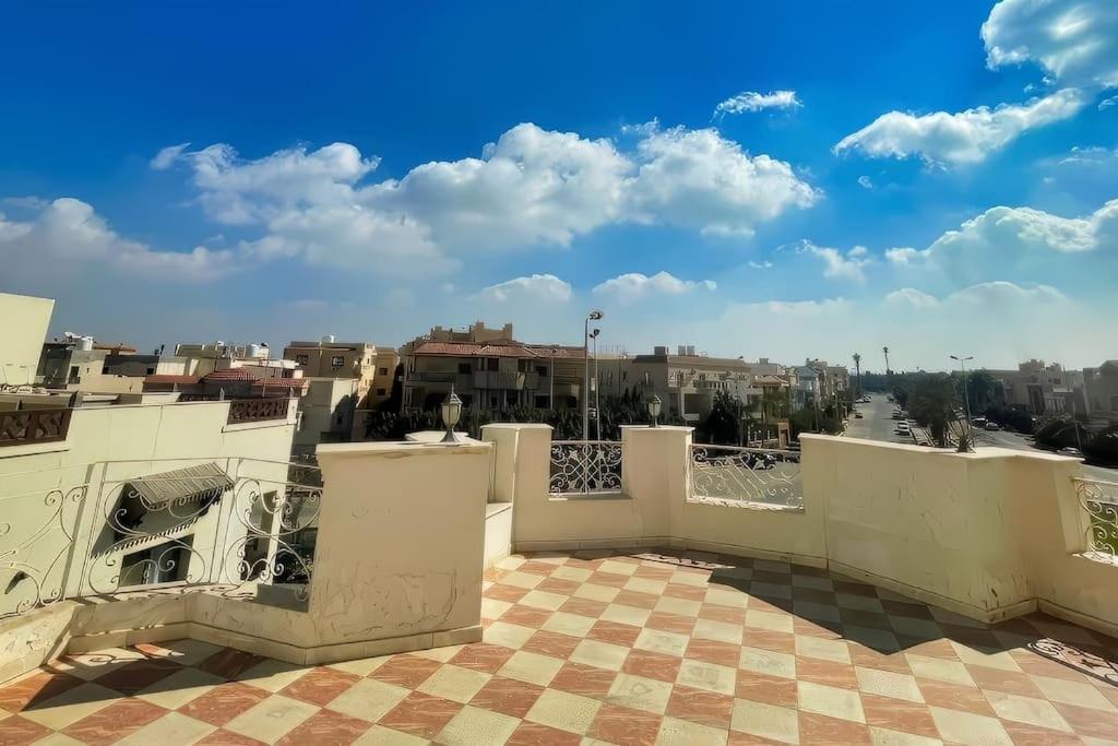Luxurious Roof Top Apartment, Hanna's Home