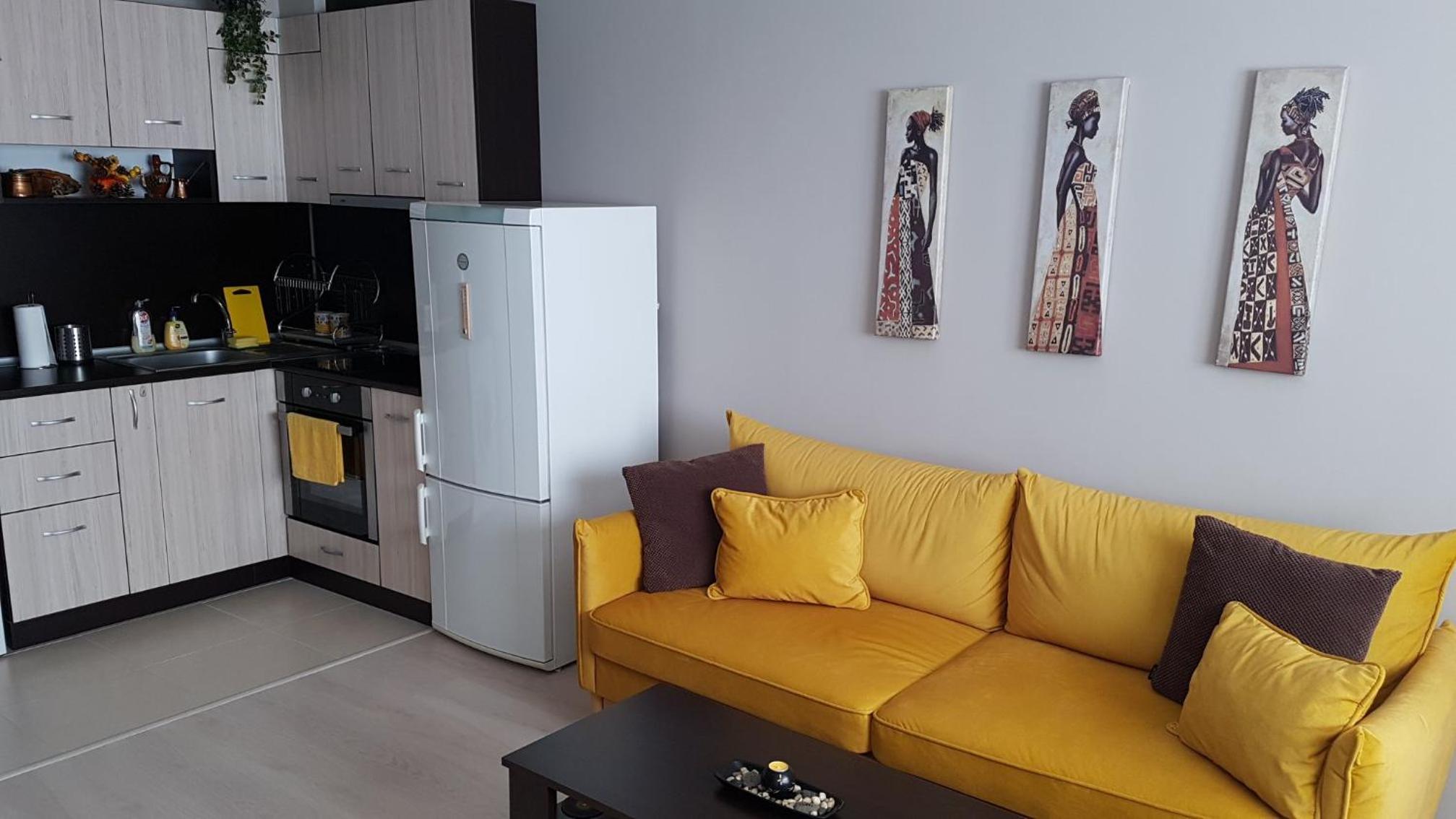 Poli's aparment Sunny Freesia
