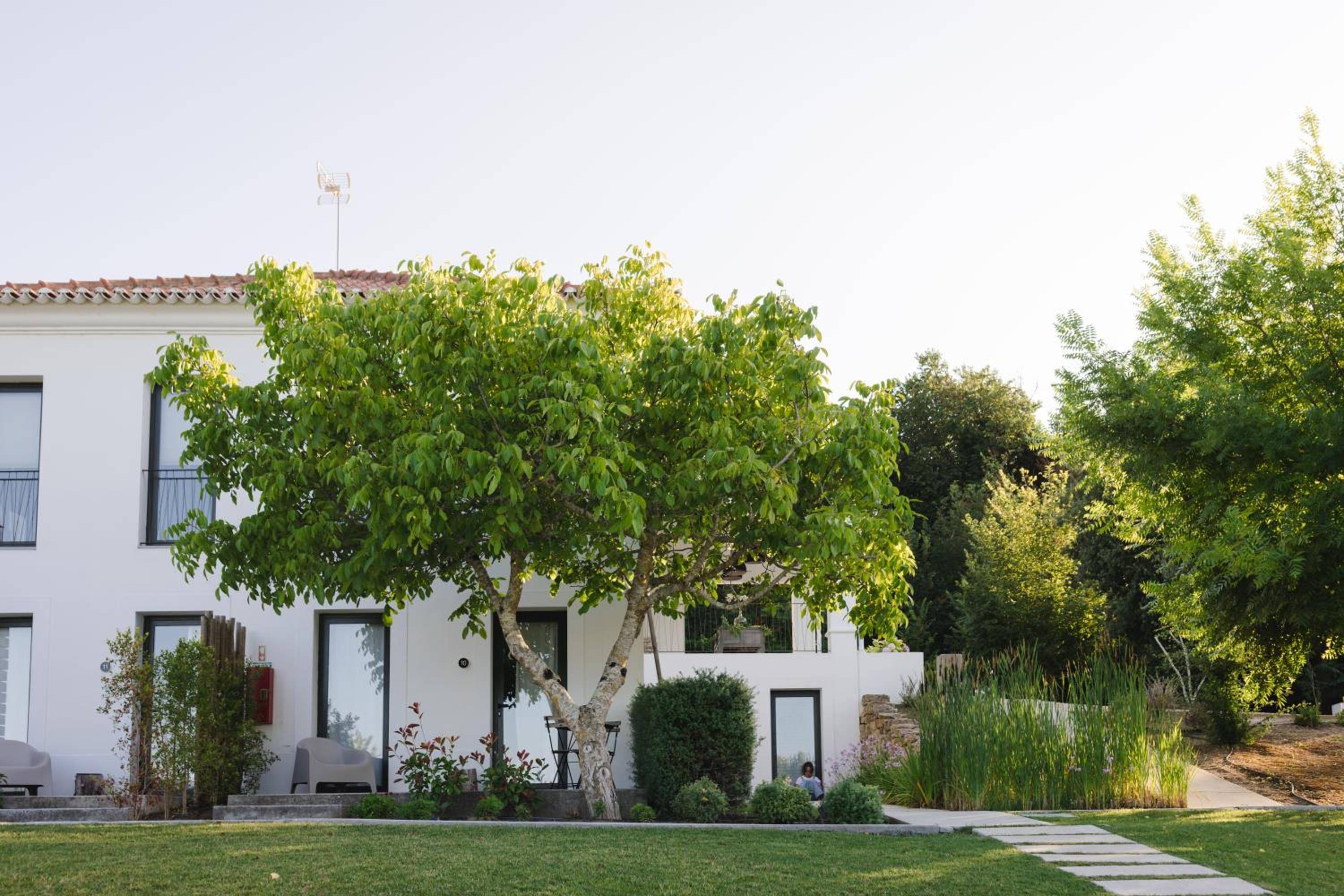 Hotel CAMBEIROS - Guest House - Image 1