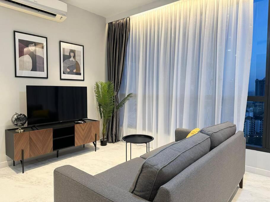 Designer Studio Sky 88 JB Town Disney Hotstar