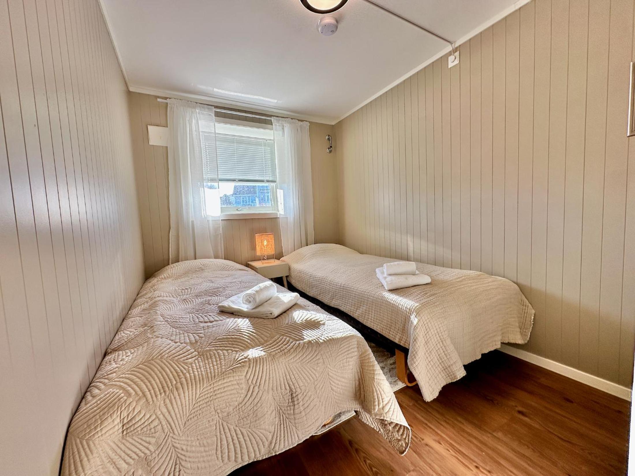 Leknes Airport Apartment view 5