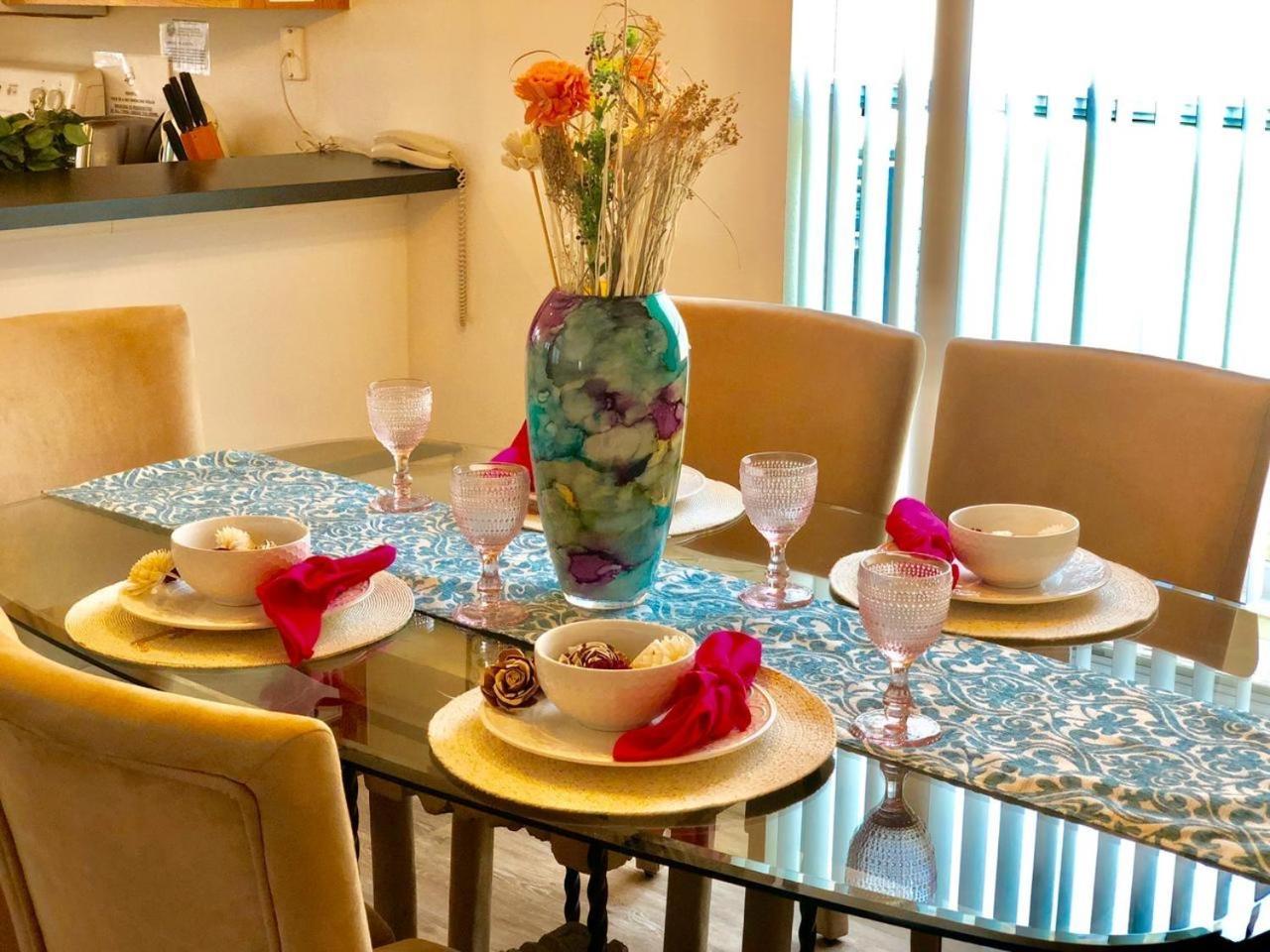 Four Bedroom Pool Home - 143 FL - VUSA view 5