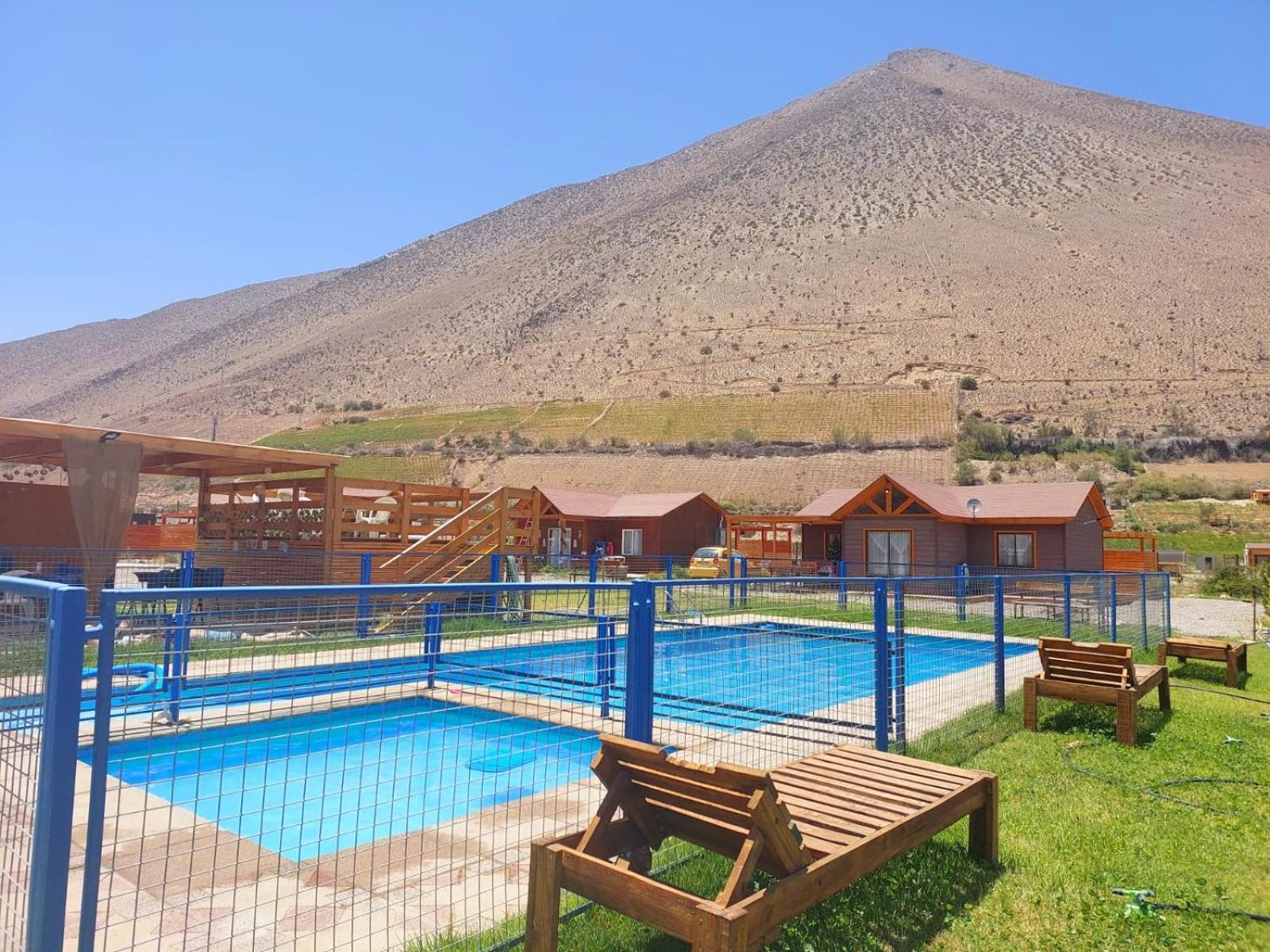 Cabañas Vicuña Cielo de Peralillo - Valle de Elqui