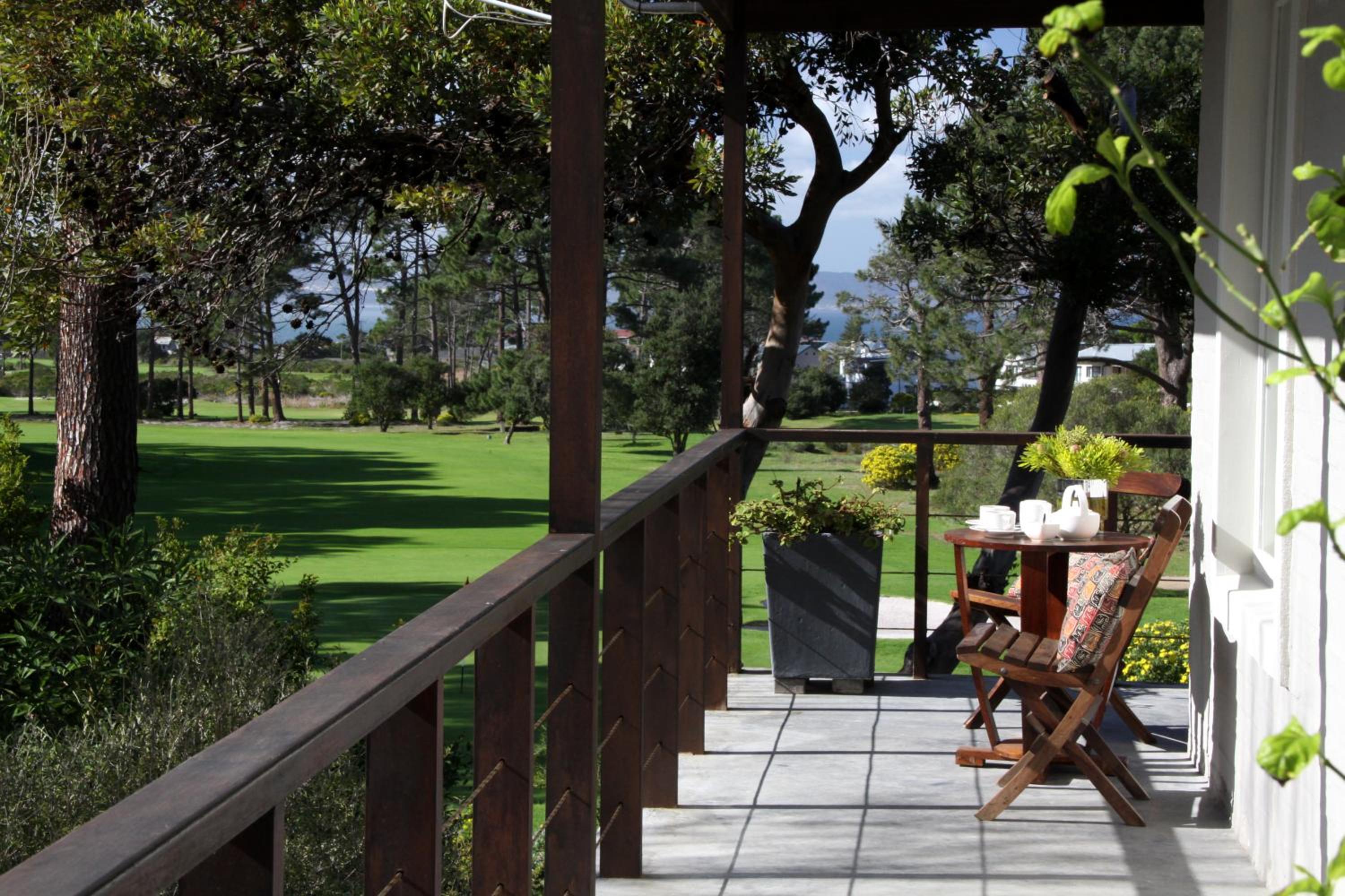 Hermanus Lodge on the Green - Solar Power
