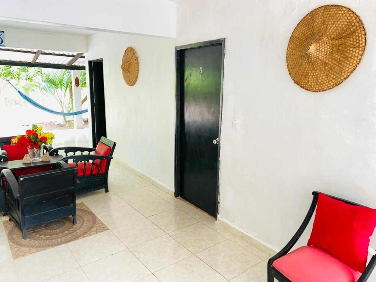 HOSTAL OLAS CLUB DE NEGUANJE -TAYRONA