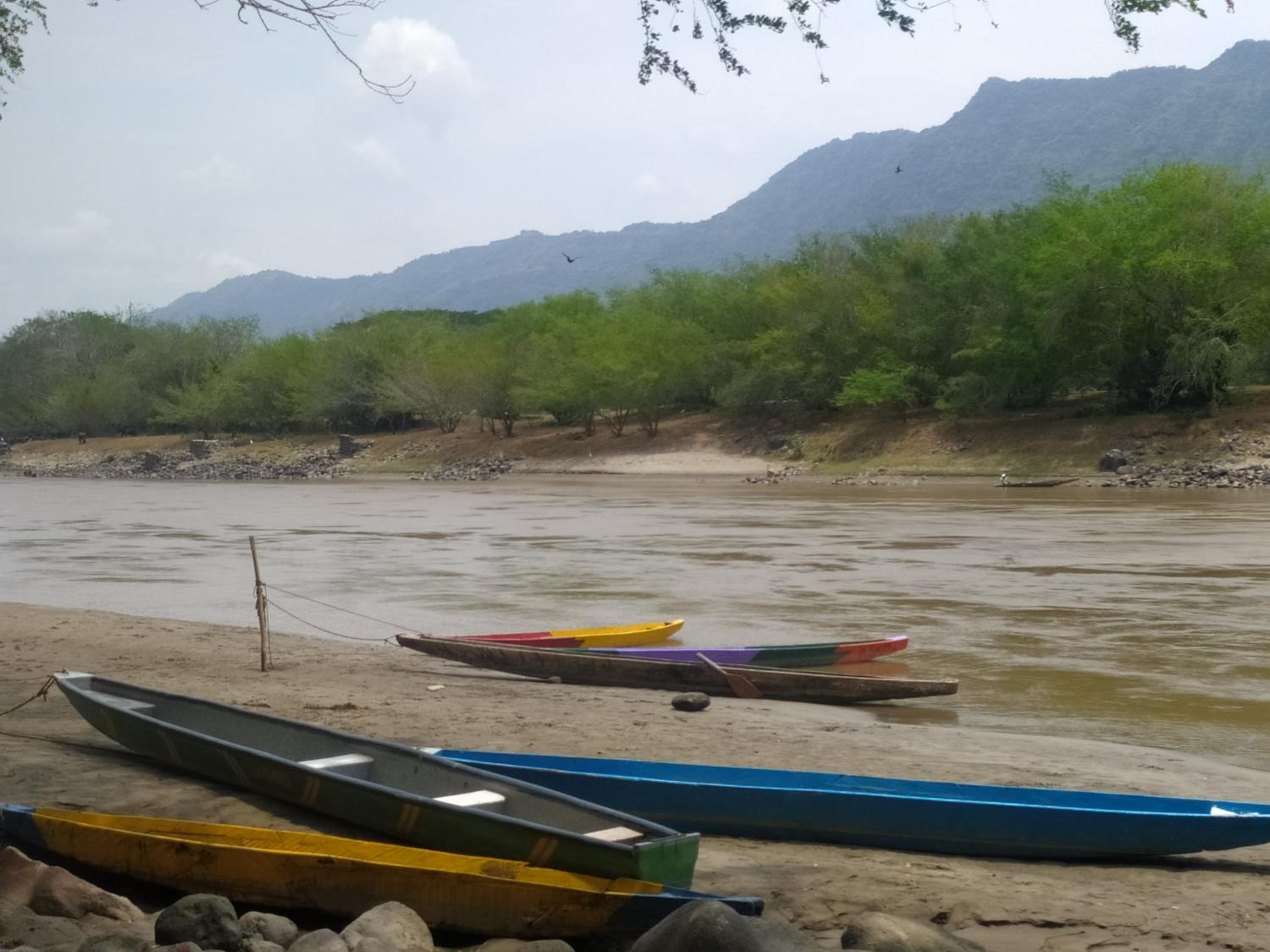 Casa Rio y Montaña