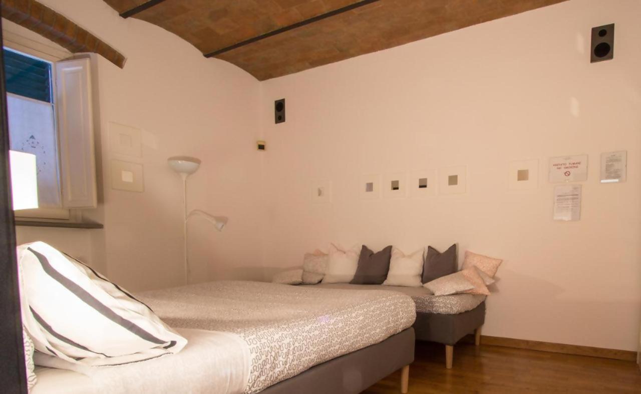 La Stazione Per Dormire Guest House