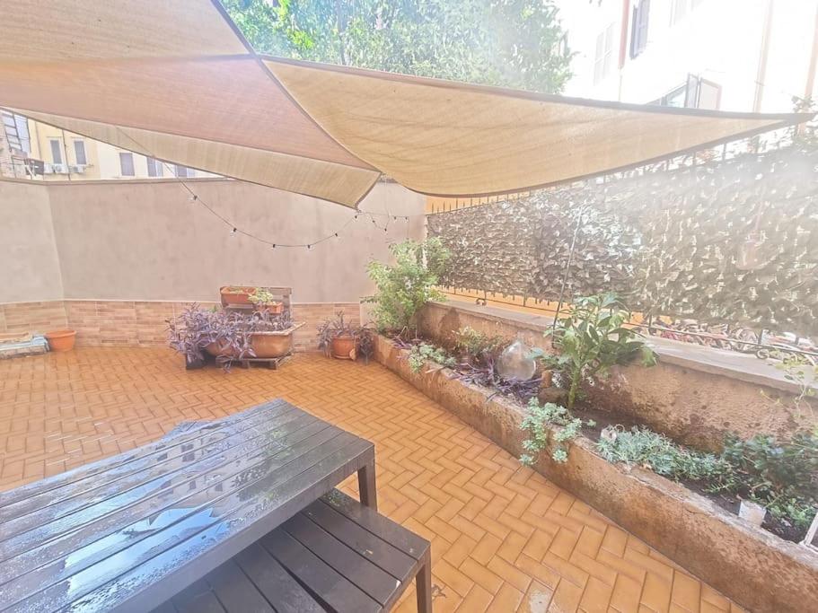 CozyStudio&Garden Piramide