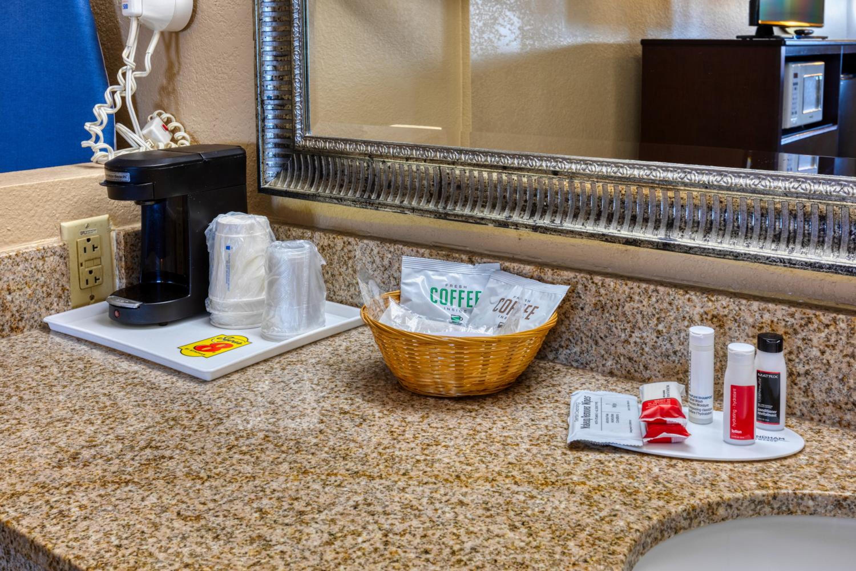 Payson Vacations - Super 8 by Wyndham Payson - Property Image 4