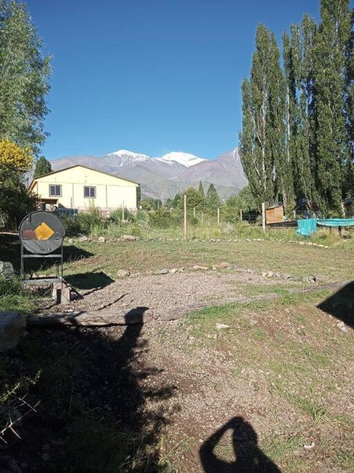Casa en el corazón de la montaña, amplia vista.