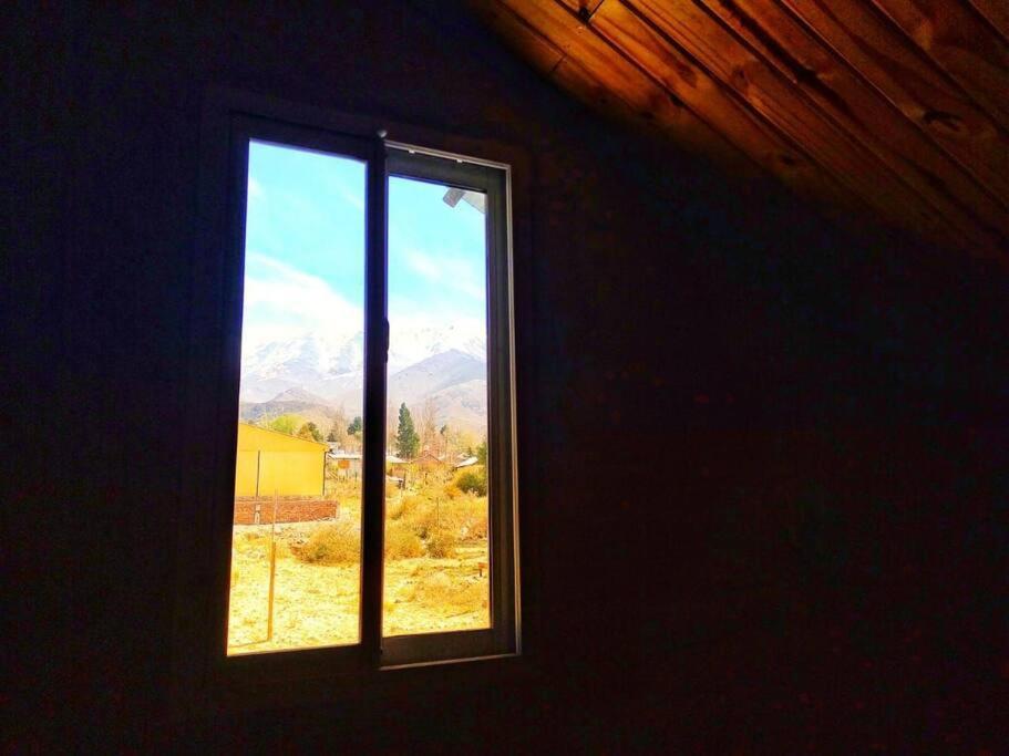 Casa en el corazón de la montaña, amplia vista.