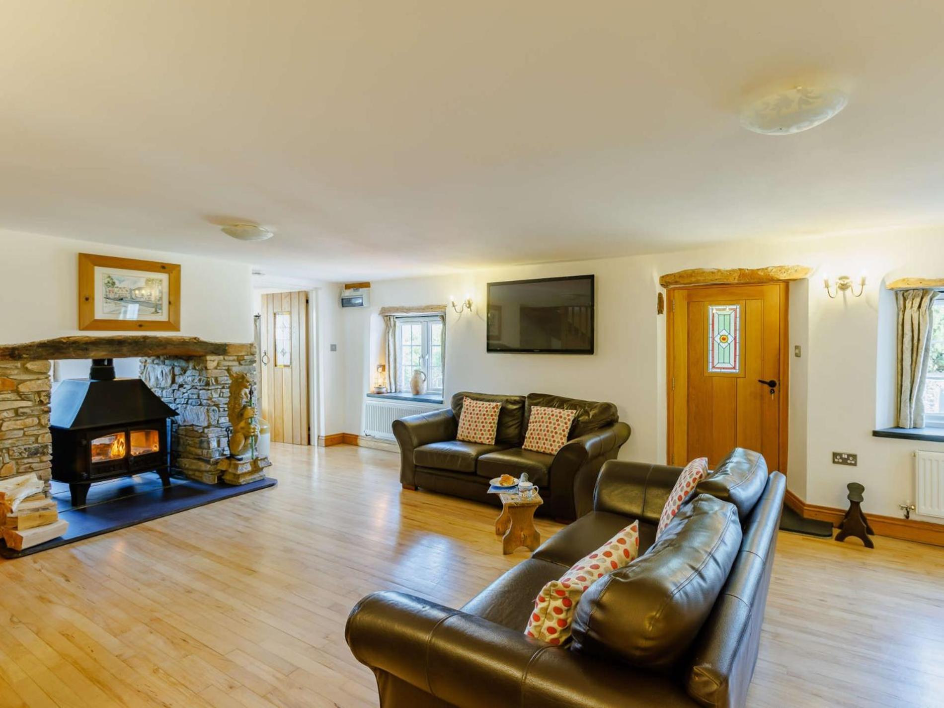 4 Bed in Bideford oc-dever view 2
