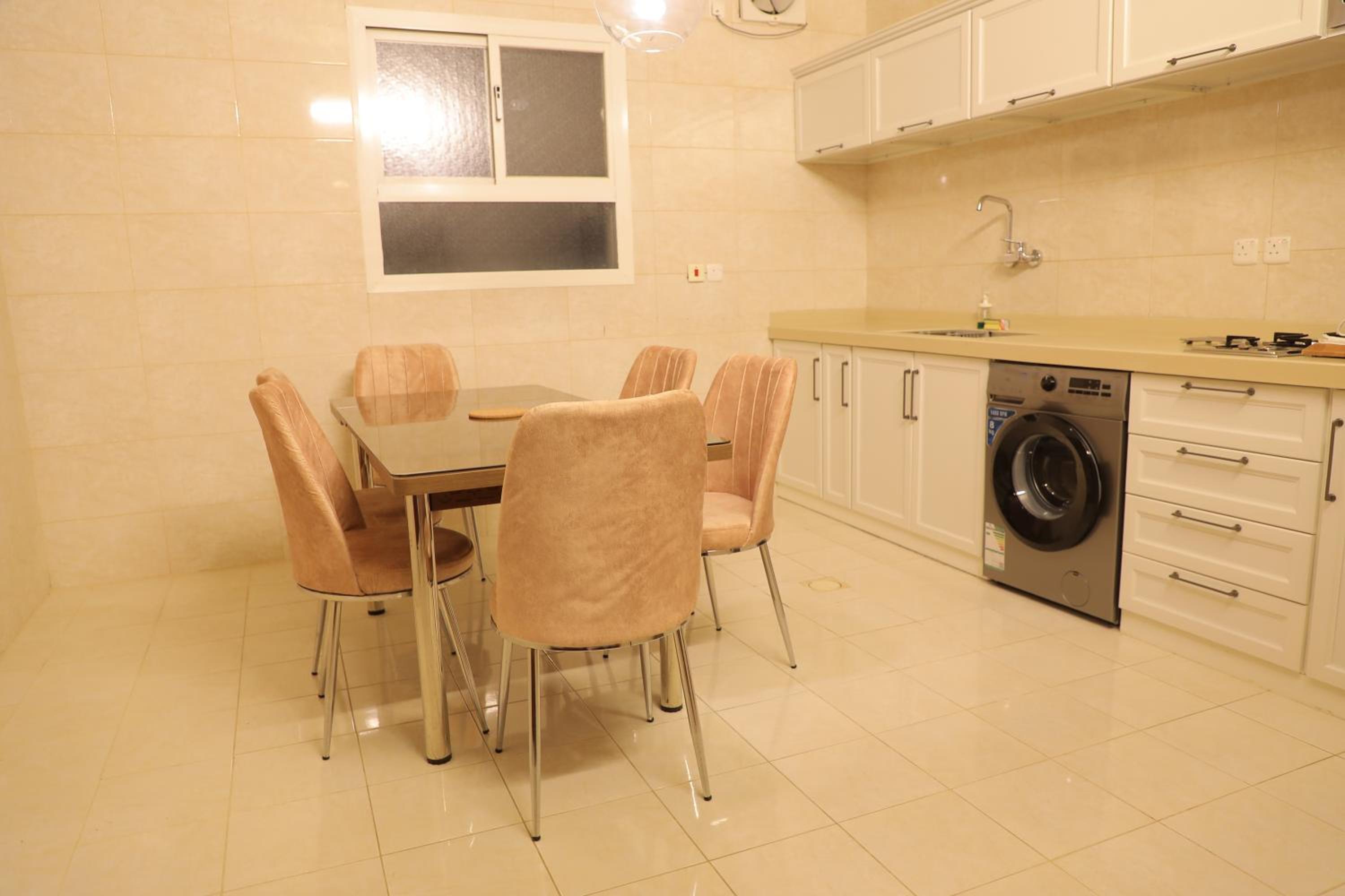 SAVOY APARTMENTS