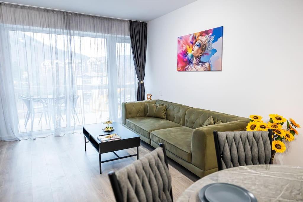 Royal Family Apartment view 2