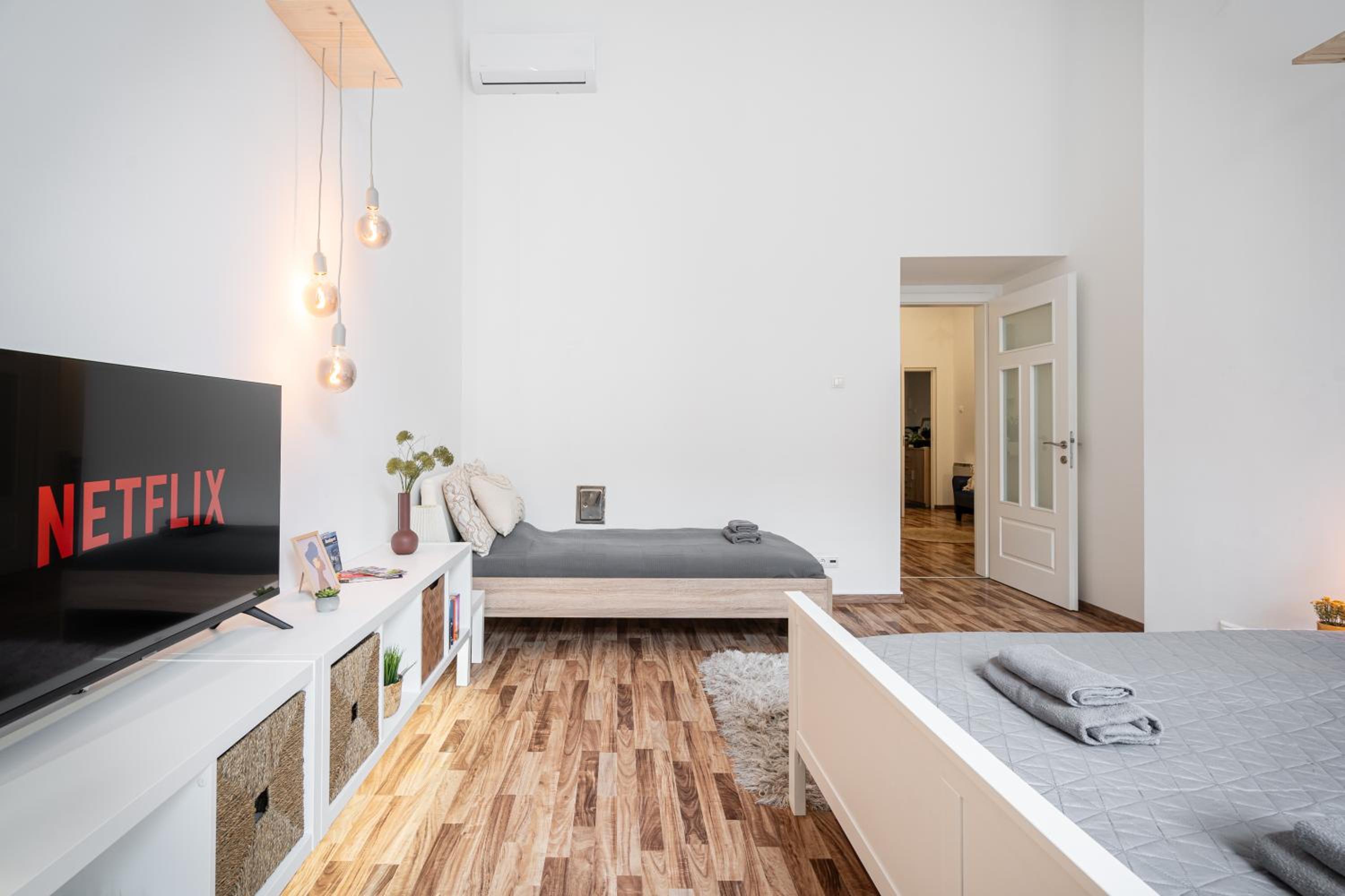 Evergreen Downtown Apartments