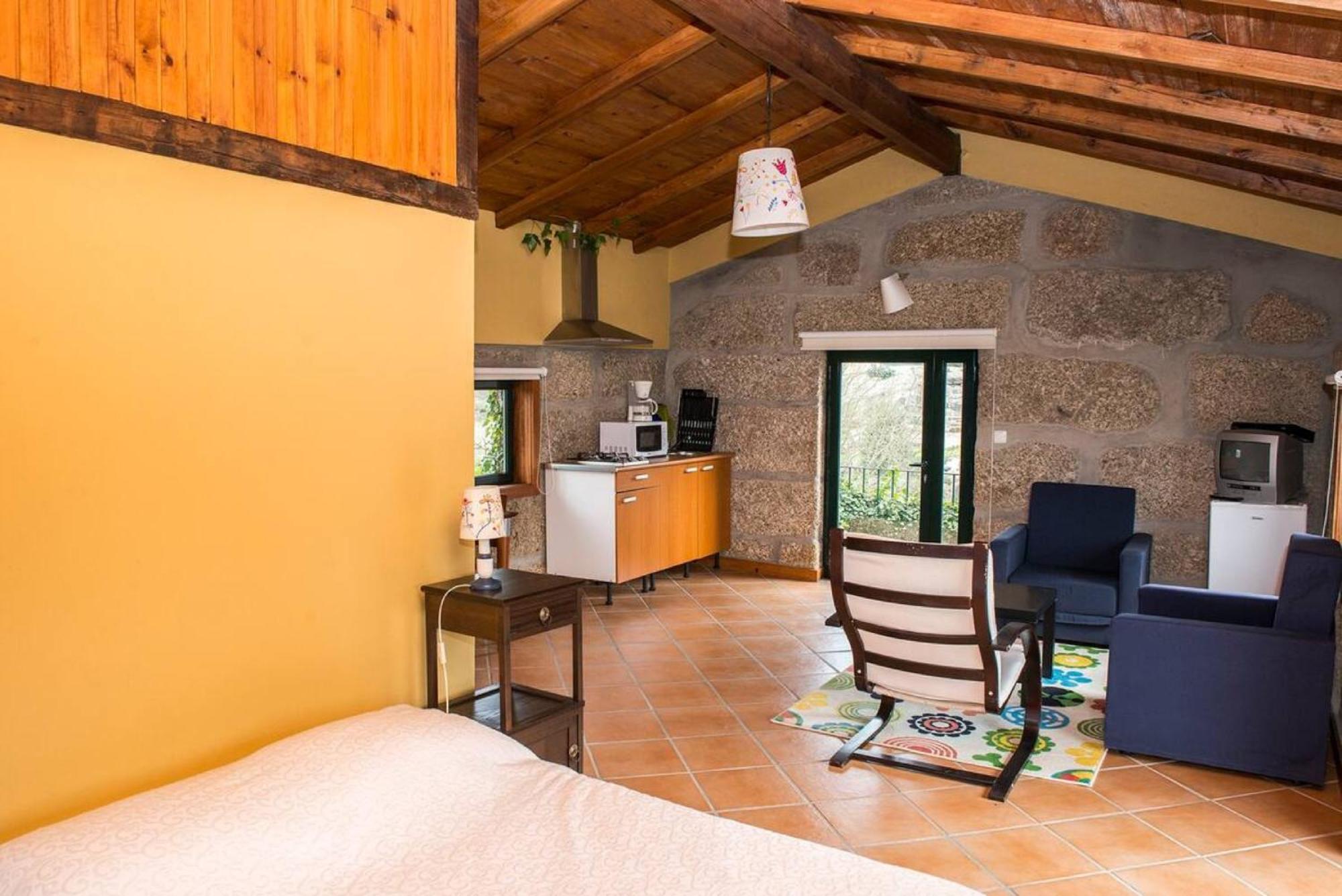 Casa de Andrães Loft Heras