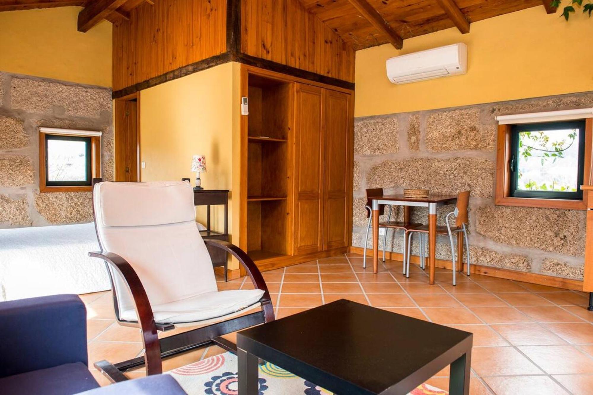 Casa de Andrães Loft Heras