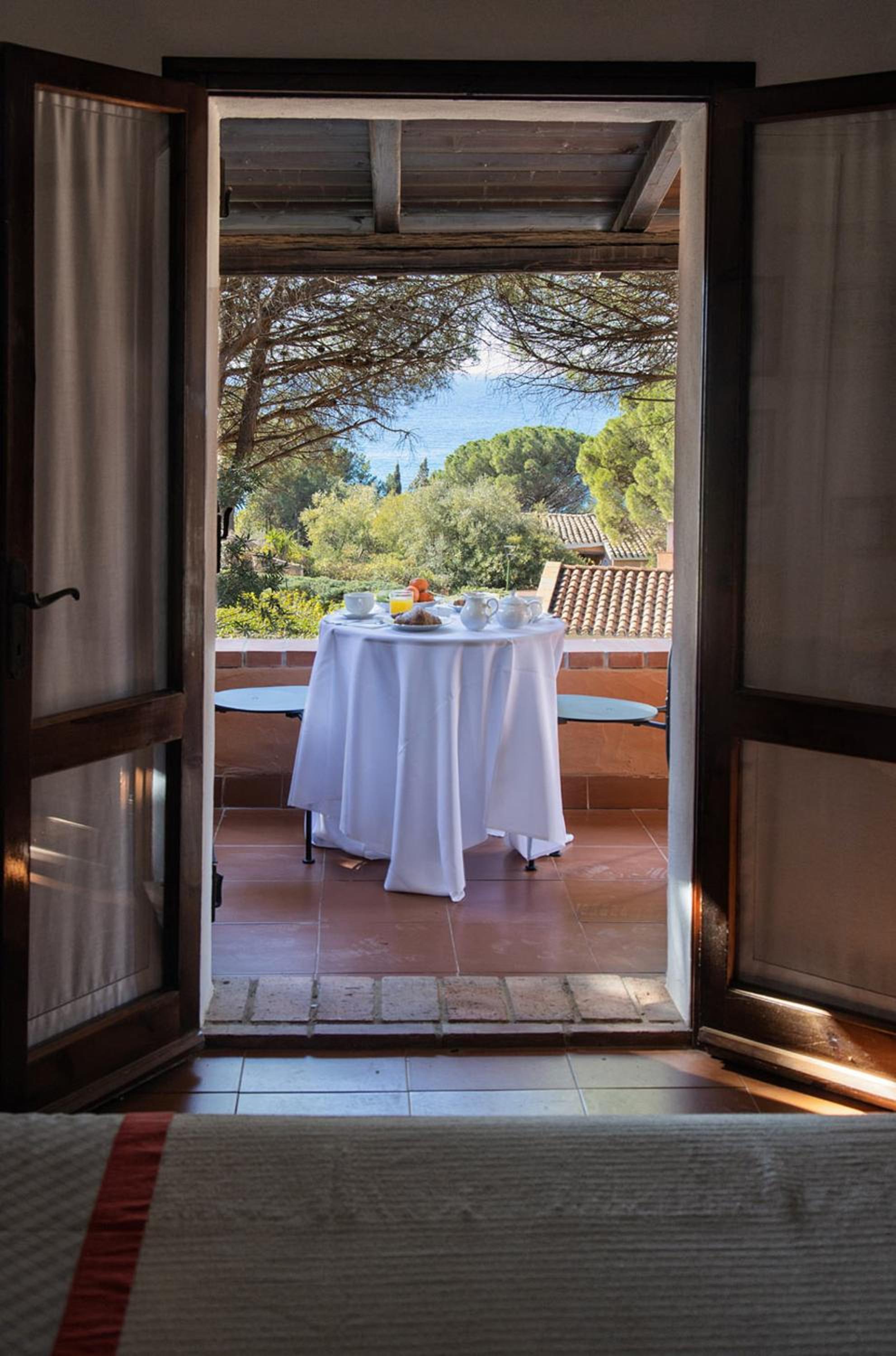 Villa with Jacuzzi in Torre Delle Stelle view 3