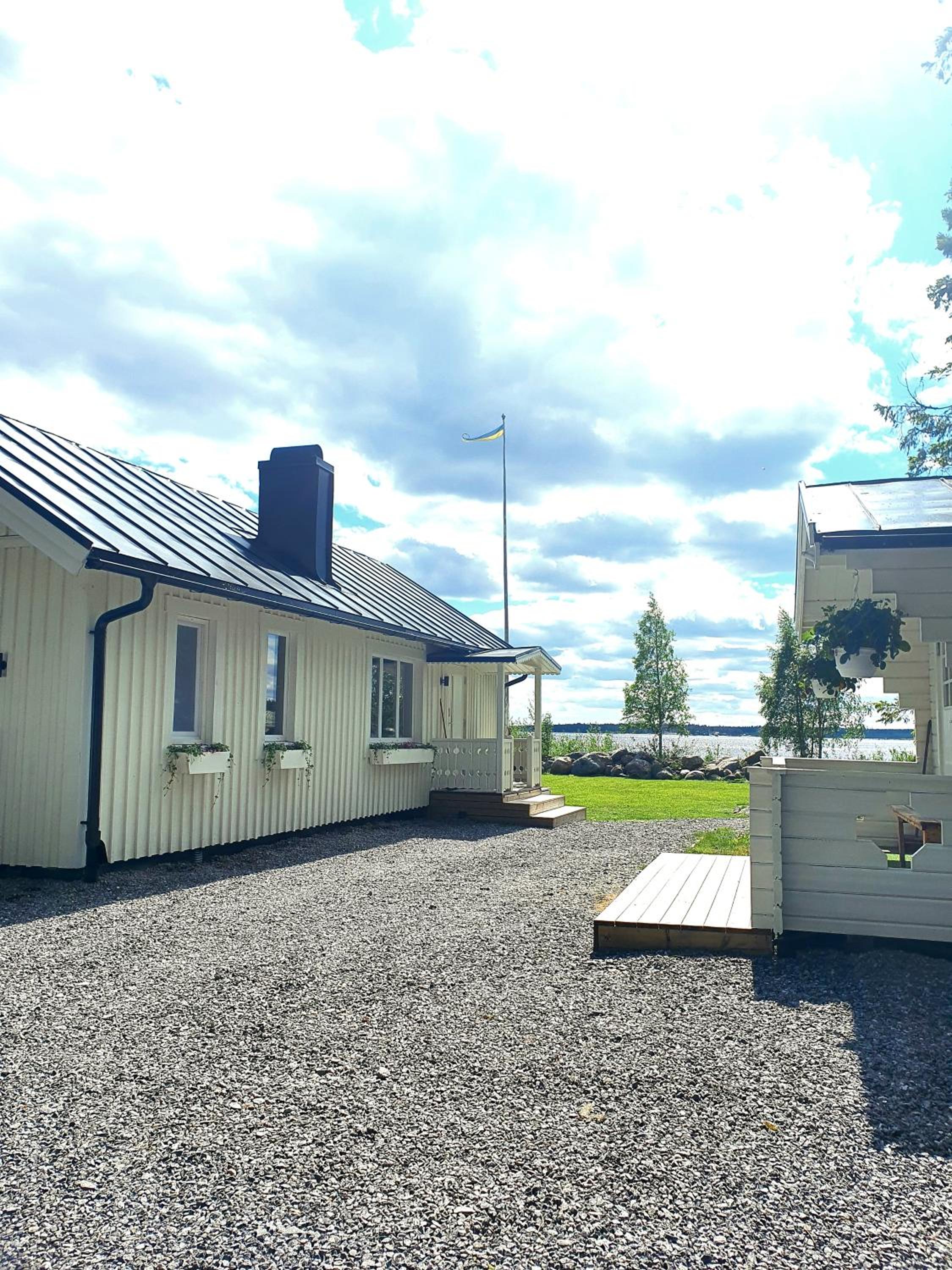 Stuga med havsutsikt