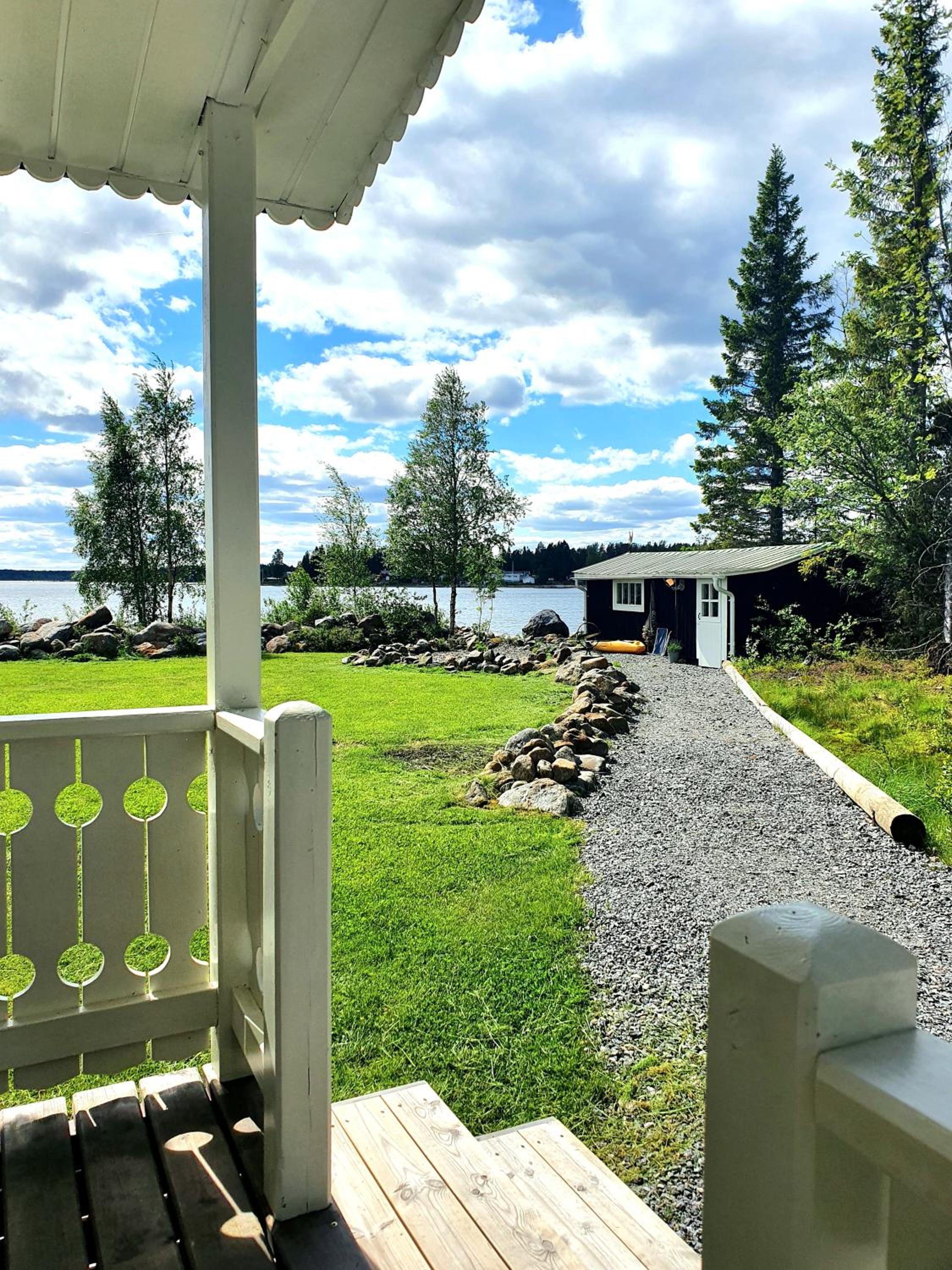 Stuga med havsutsikt