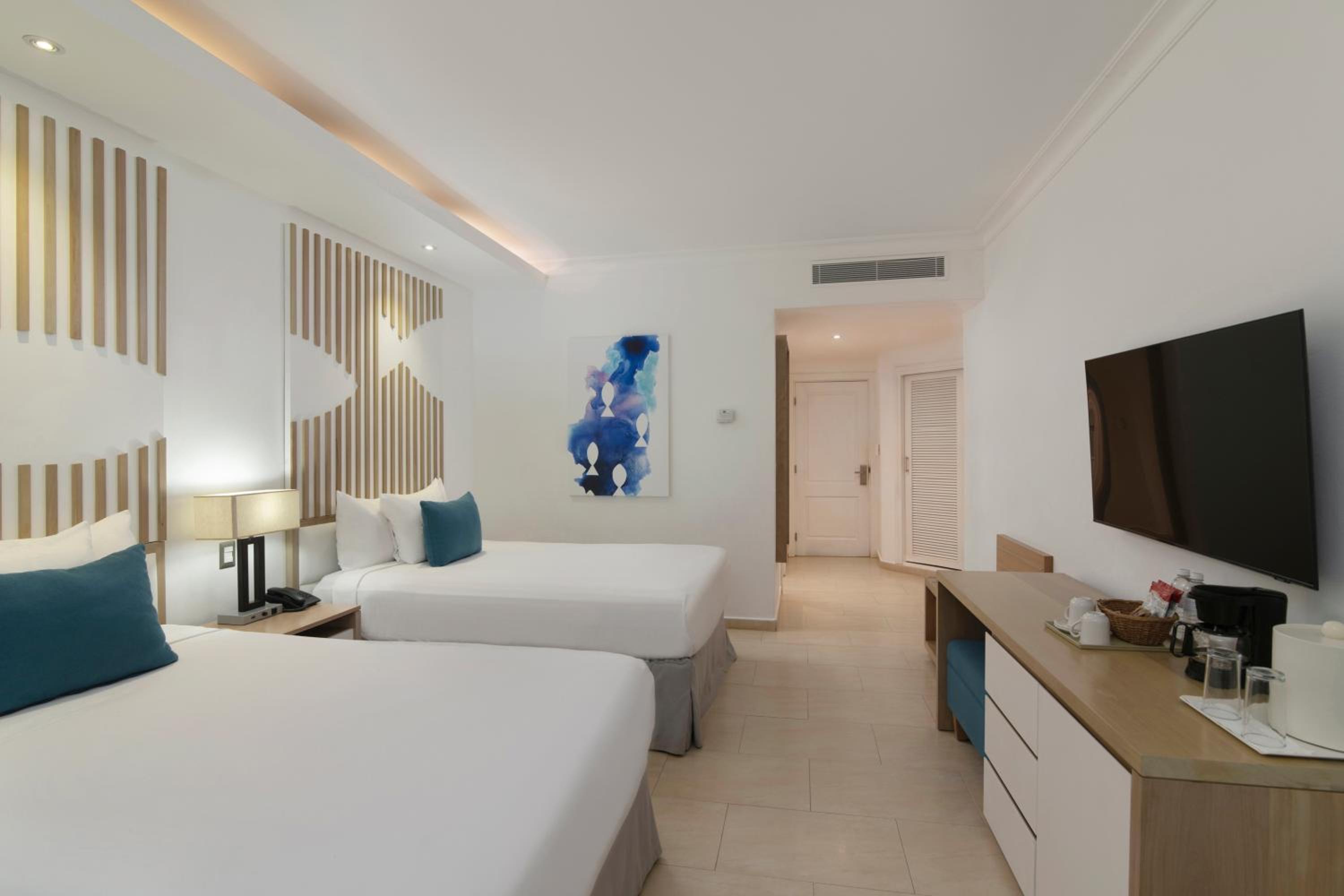 Wyndham Alltra Samana All Inclusive Resort