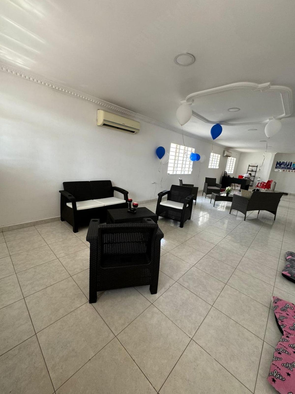 CALIPSO DIVE AND PET CENTER