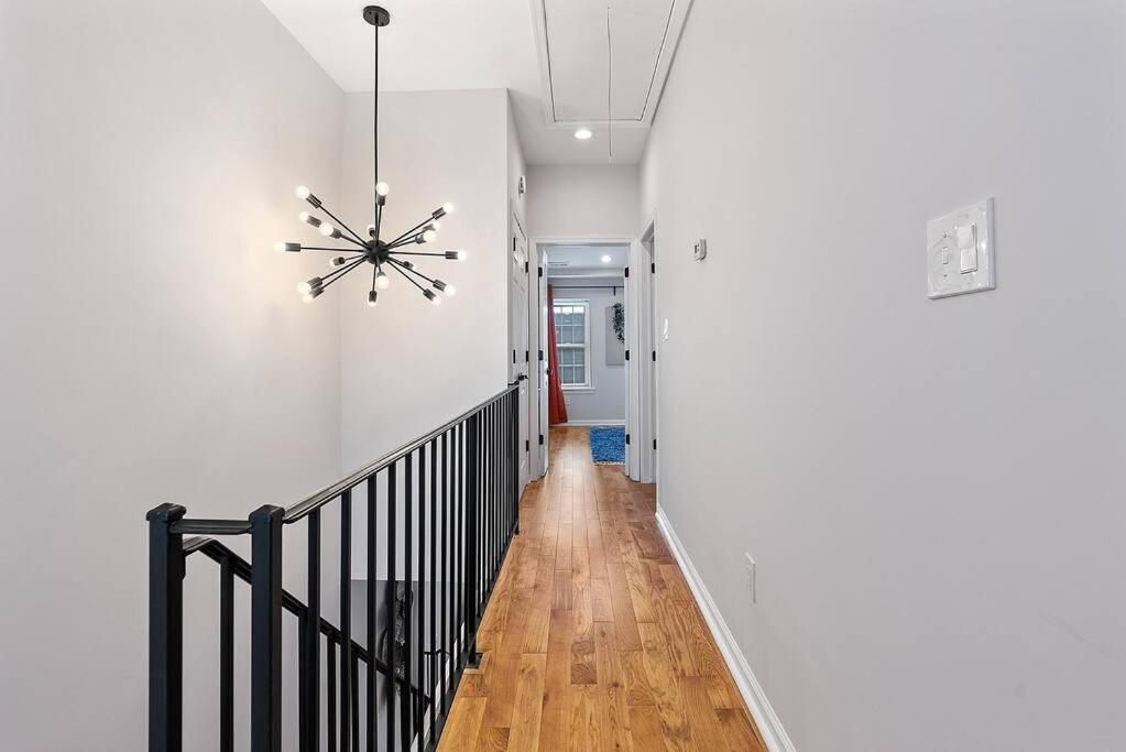 Fitler Square GEM - 3 Bedrooms view 2