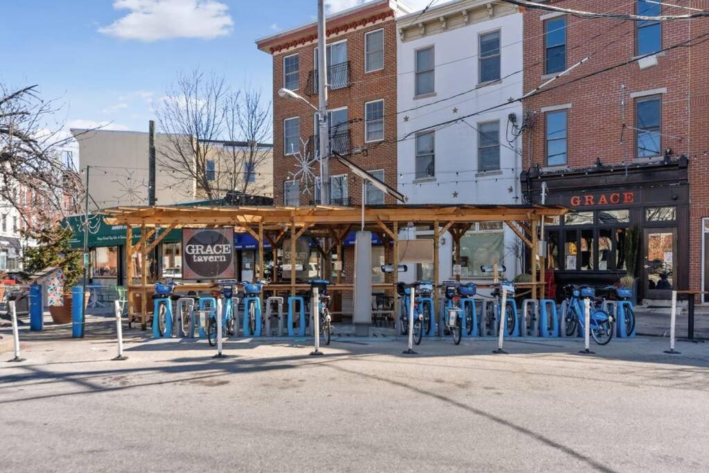 Fitler Square GEM - 3 Bedrooms view 5