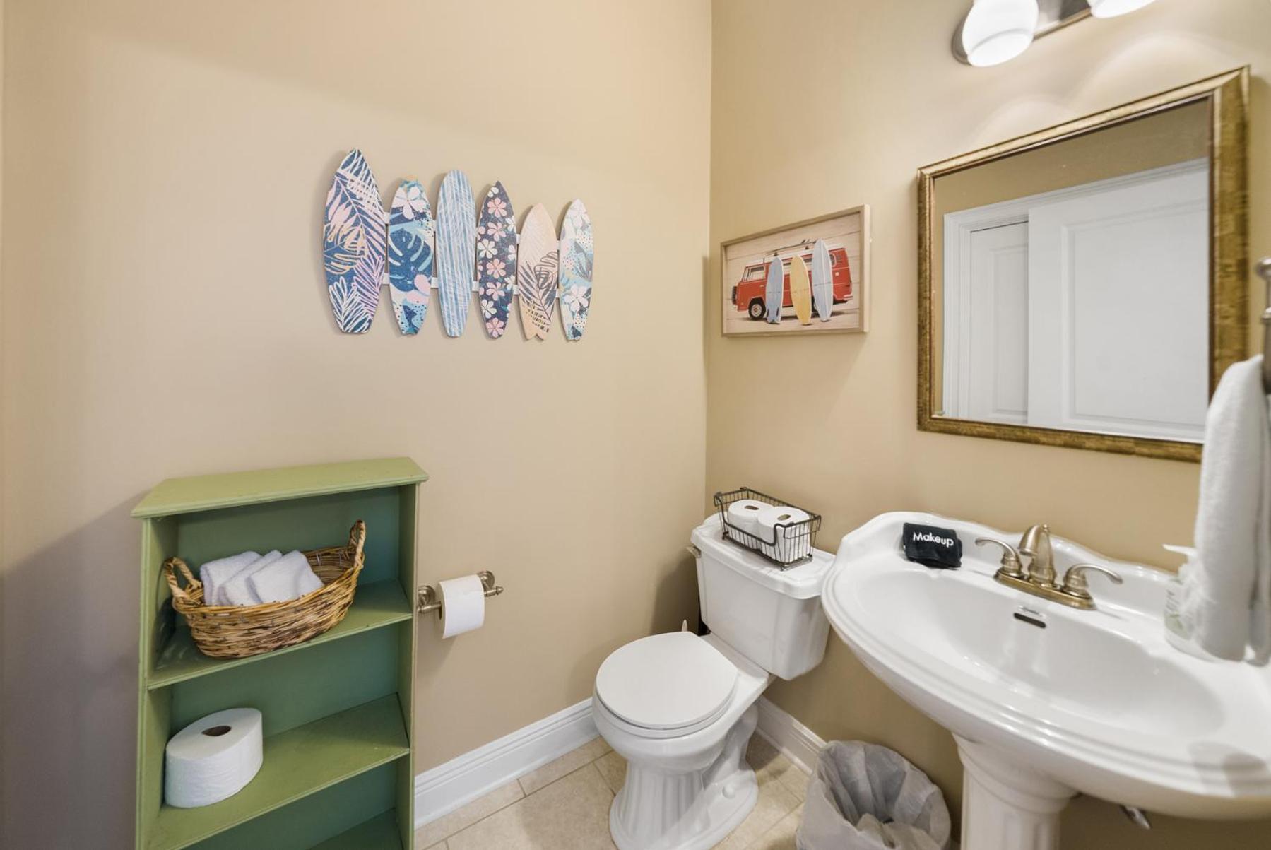 Summer Special, Lux 4BR House Sleeps 12, Pool, Elevator, King bed, photo 71