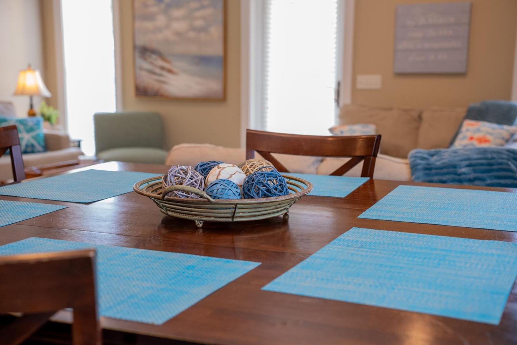 Summer Special, Lux 4BR House Sleeps 12, Pool, Elevator, King bed, photo 76