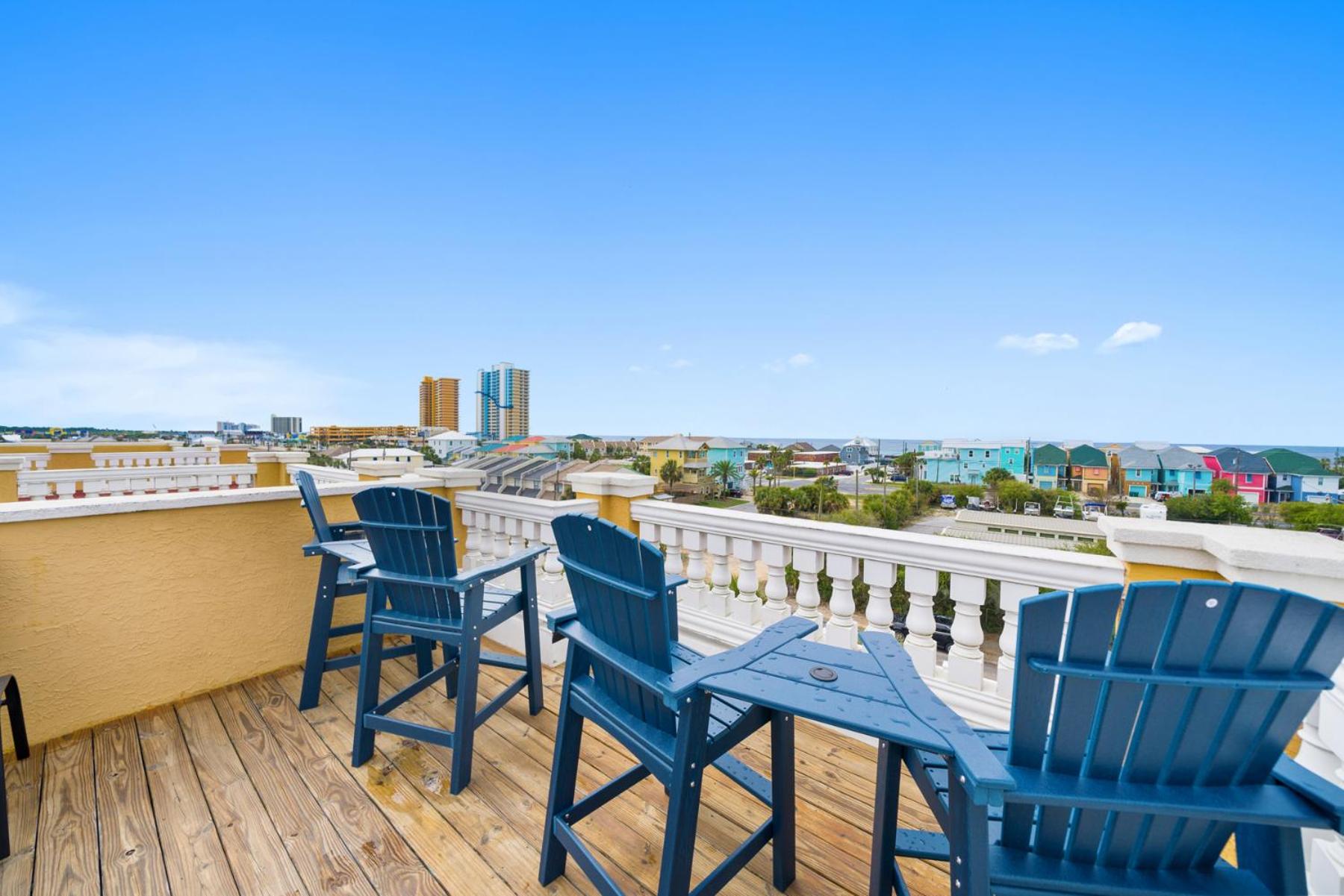 Summer Special, Lux 4BR House Sleeps 12, Pool, Elevator, King bed, photo 78