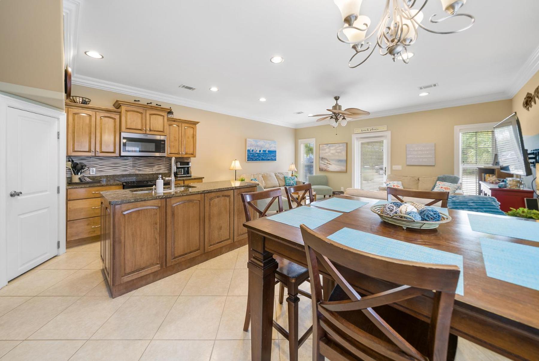 Summer Special, Lux 4BR House Sleeps 12, Pool, Elevator, King bed, photo 27