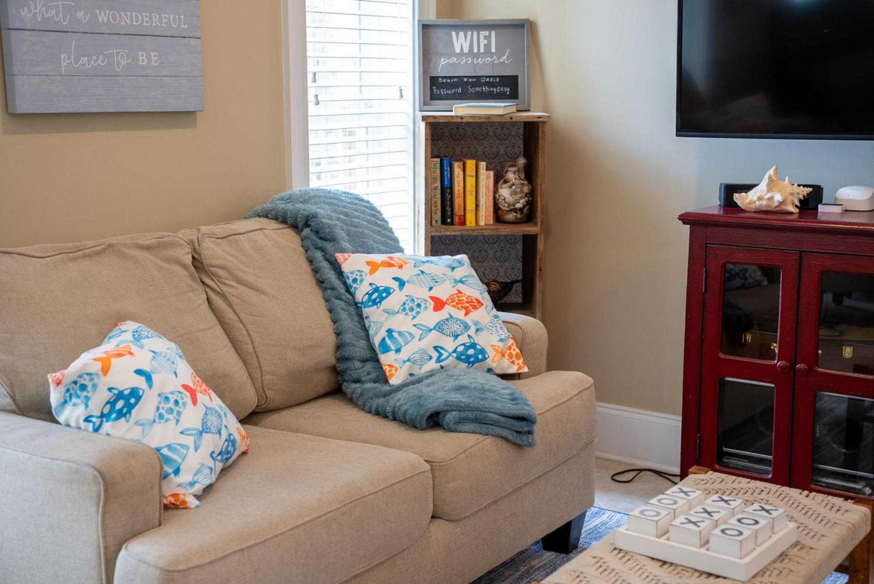Summer Special, Lux 4BR House Sleeps 12, Pool, Elevator, King bed, photo 85