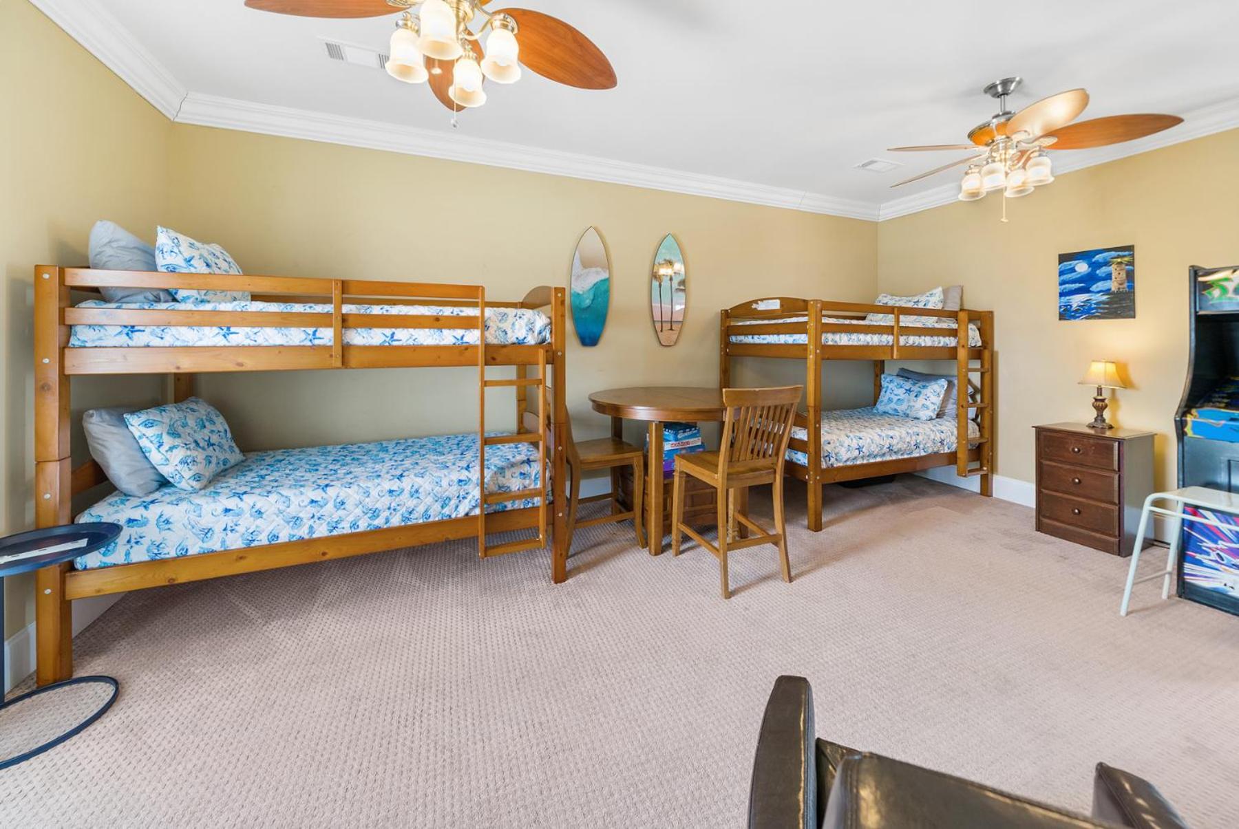 Summer Special, Lux 4BR House Sleeps 12, Pool, Elevator, King bed, photo 47