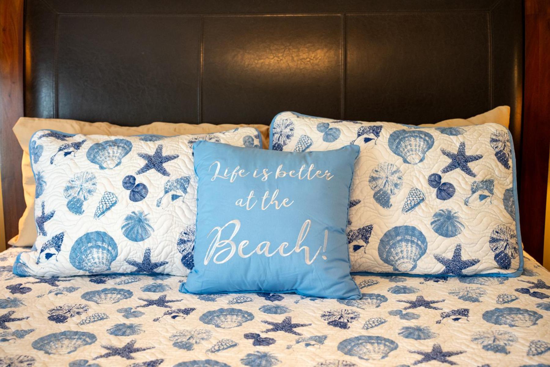 Summer Special, Lux 4BR House Sleeps 12, Pool, Elevator, King bed, photo 44