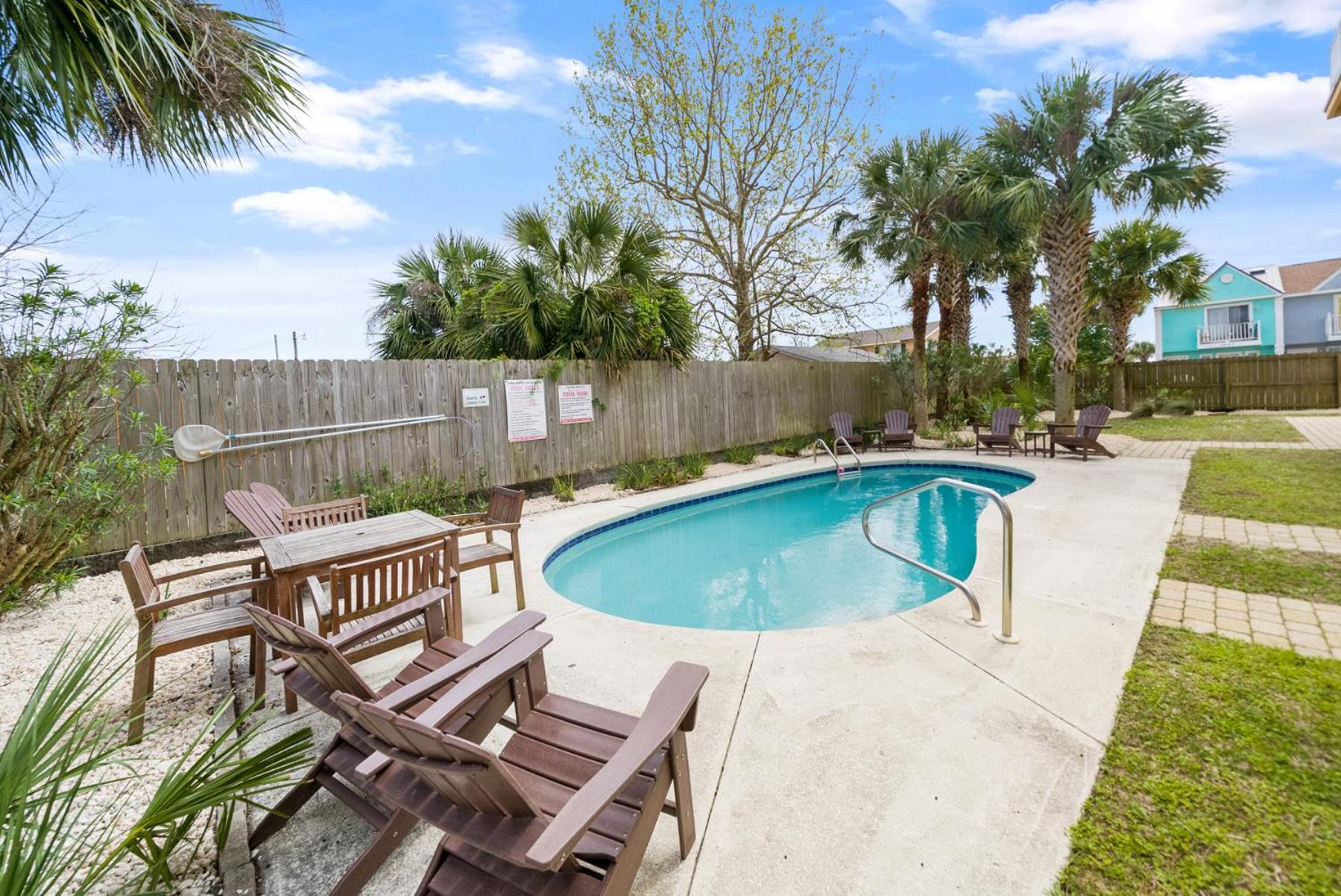Summer Special, Lux 4BR House Sleeps 12, Pool, Elevator, King bed, photo 86
