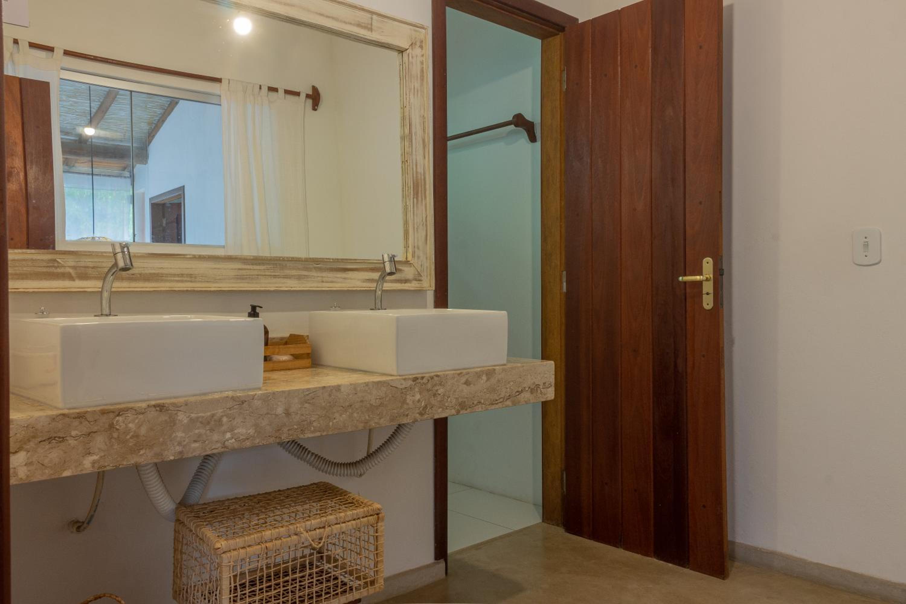 Pariri Suites