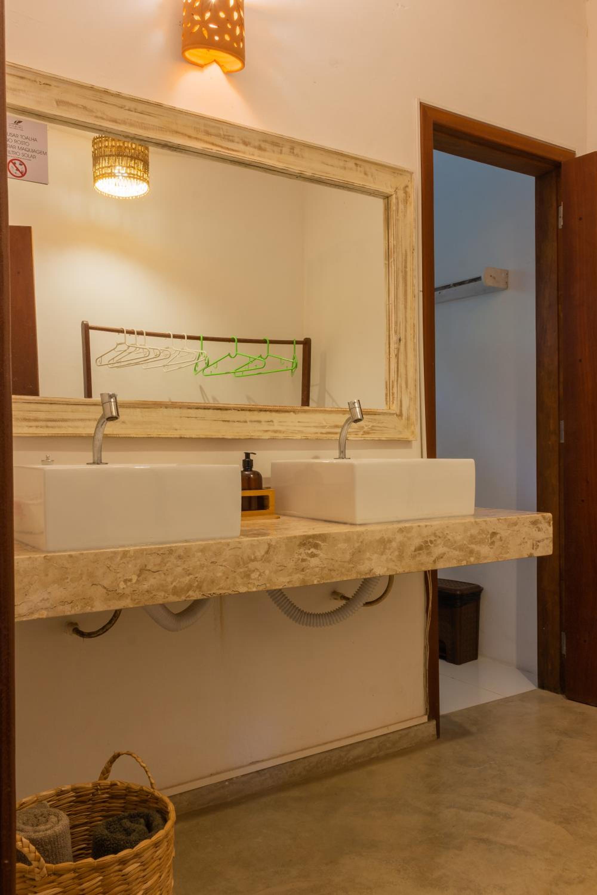 Pariri Suites