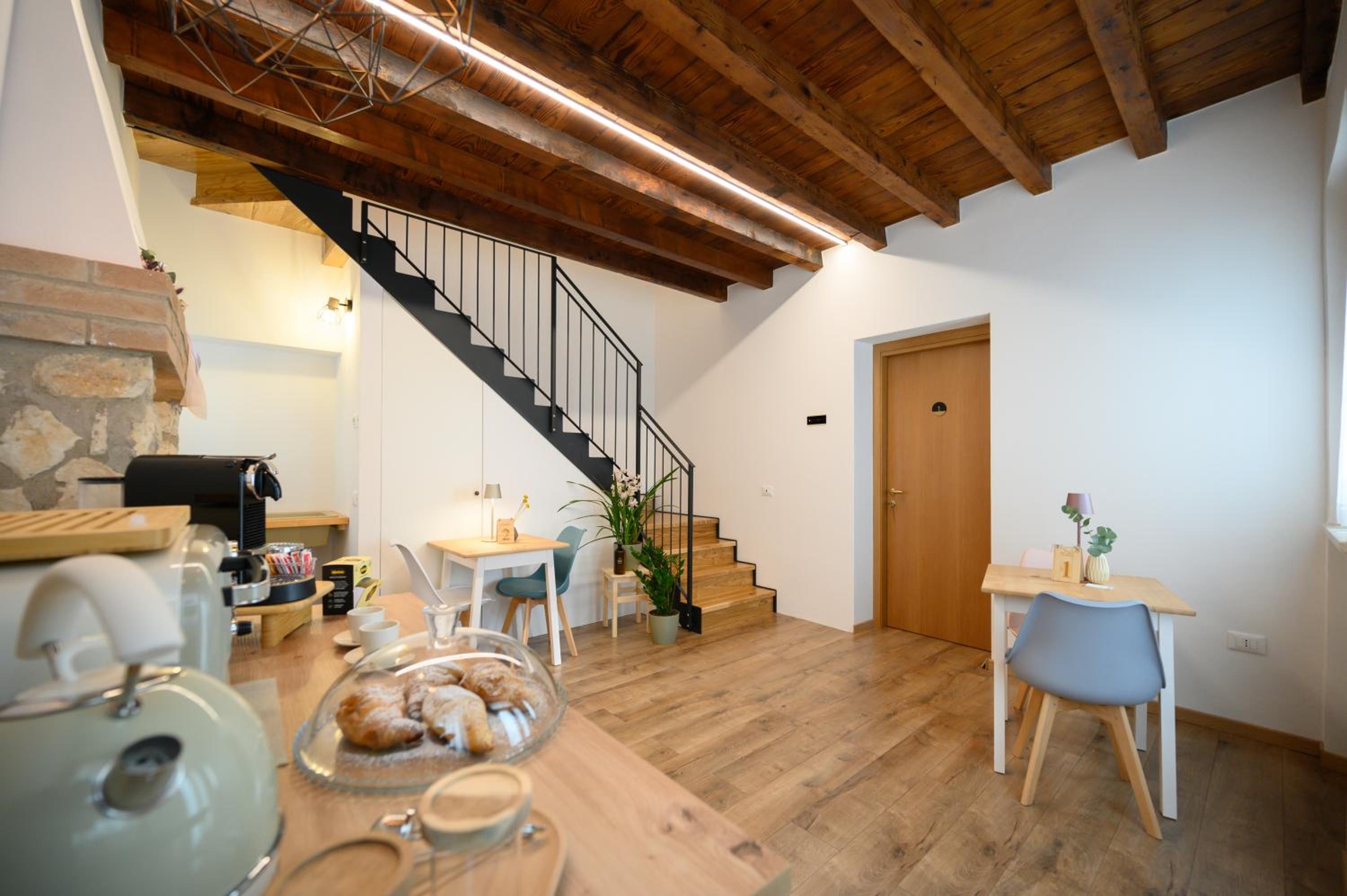 ILLASI DREAM ROOMS view 5