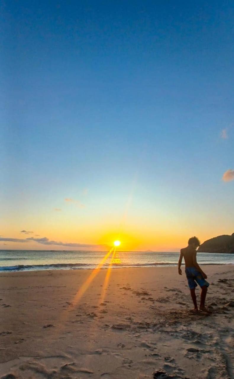 Pousada praia Santiago pé na areia 4