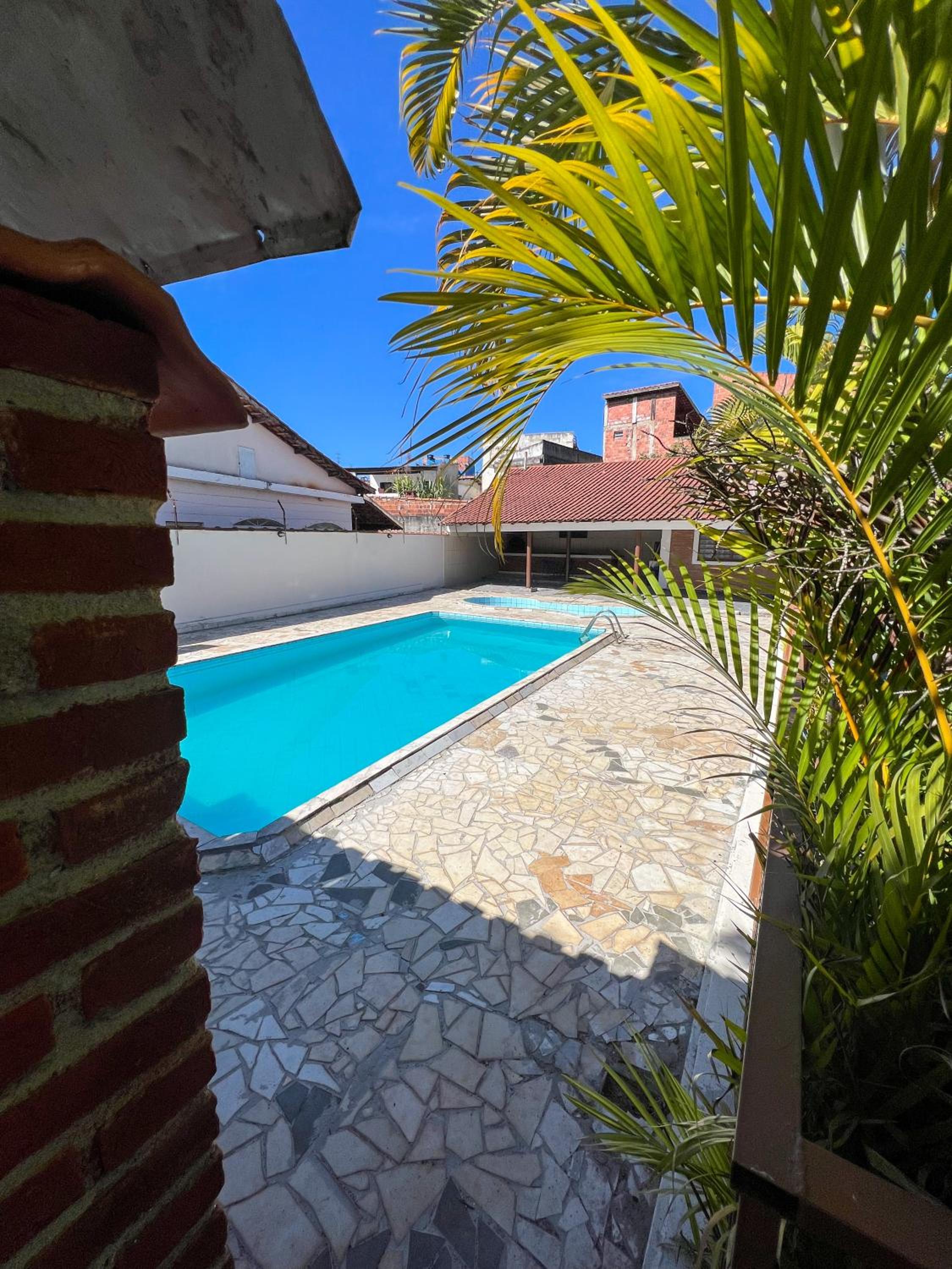 Casa familiar completa próximo ao santuario nacional