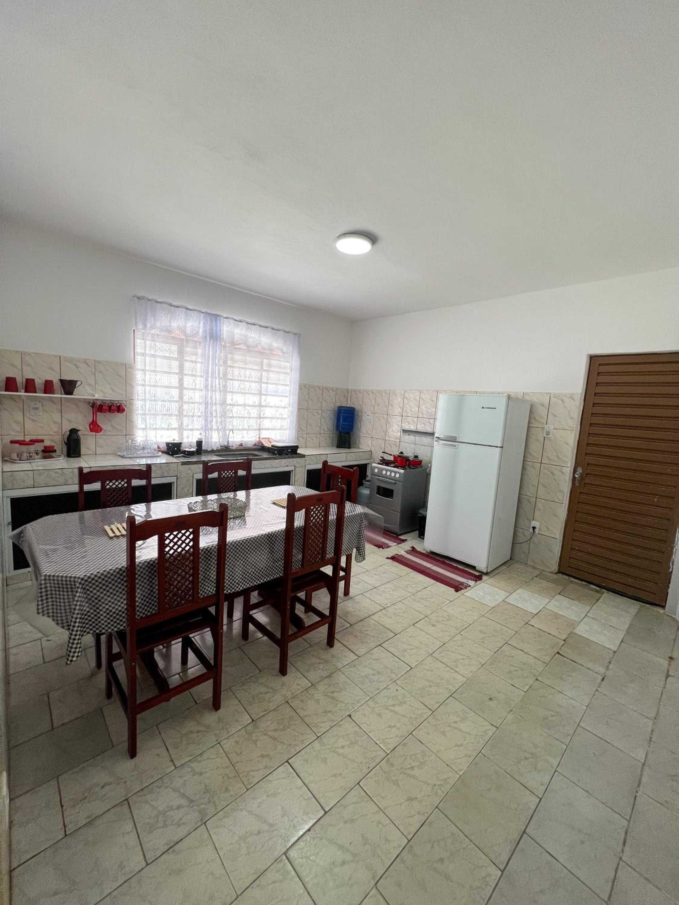 Casa familiar completa próximo ao santuario nacional